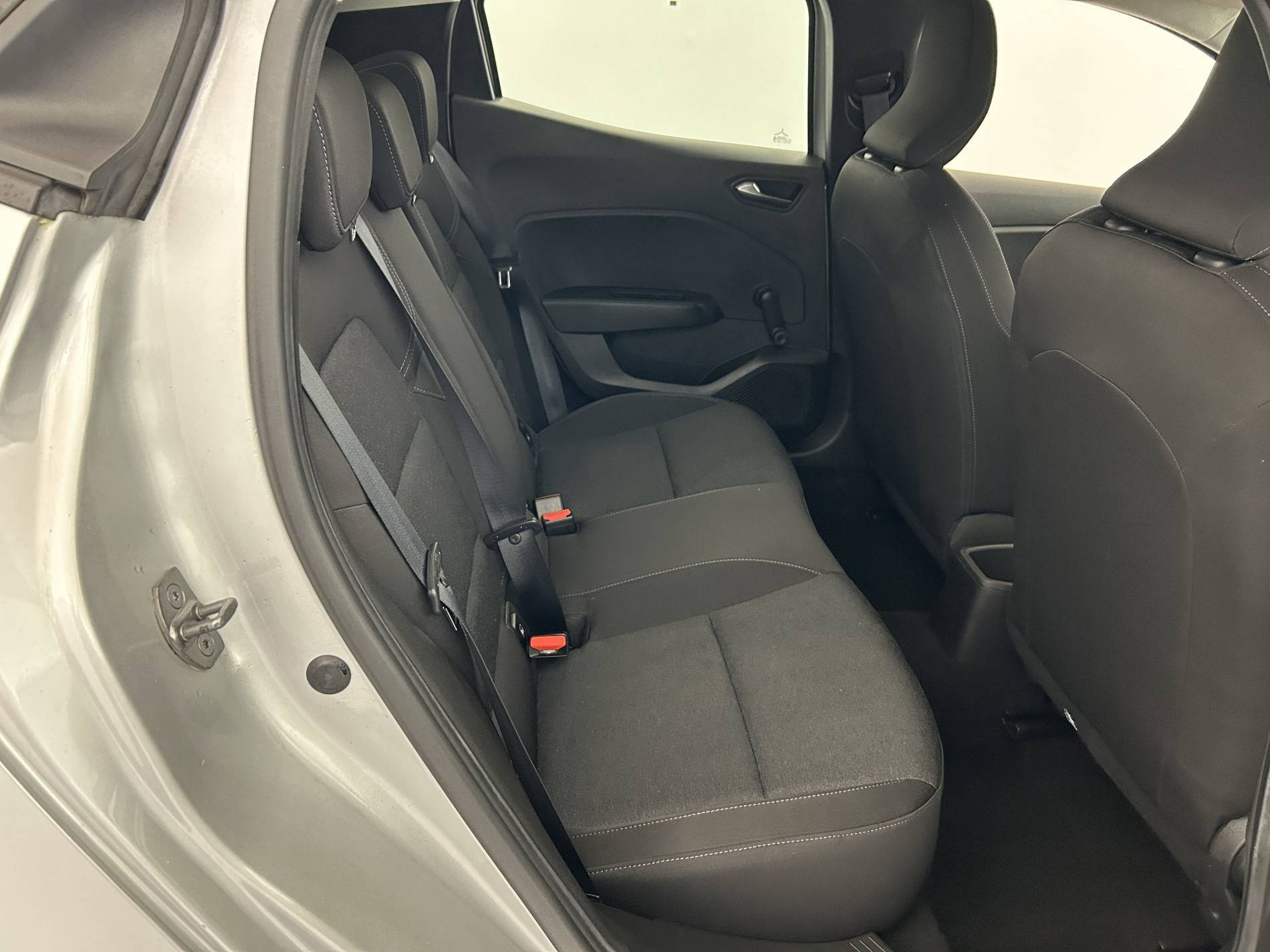 Vente en ligne Renault Clio 5 Clio TCe 90 au prix de 13 990 €