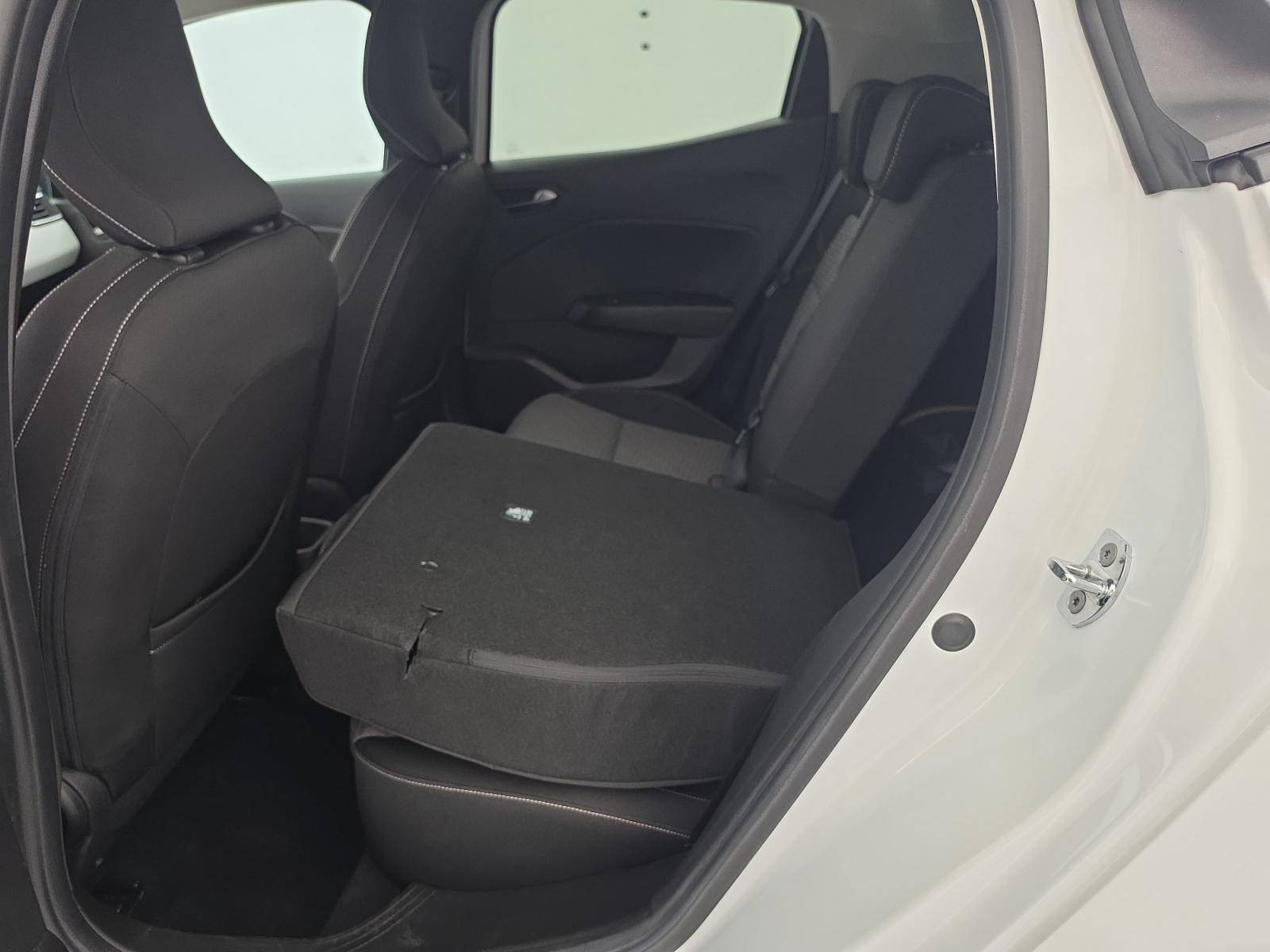 Vente en ligne Renault Clio 5 Clio TCe 90 au prix de 13 800 €