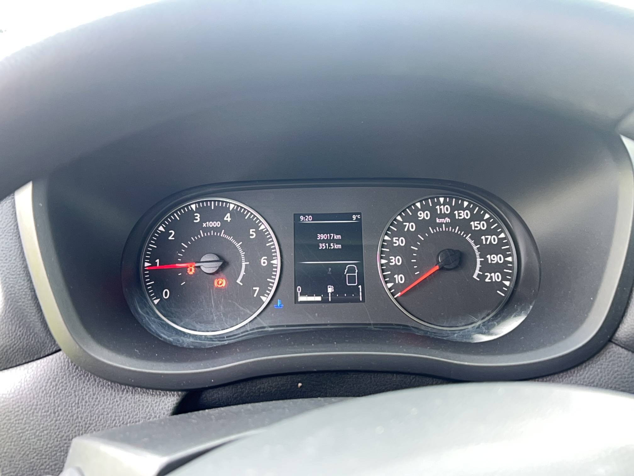 Vente en ligne Renault Master Fourgon MASTER FGN TRAC F3500 L2H2 BLUE DCI 135 au prix de 23 590 €