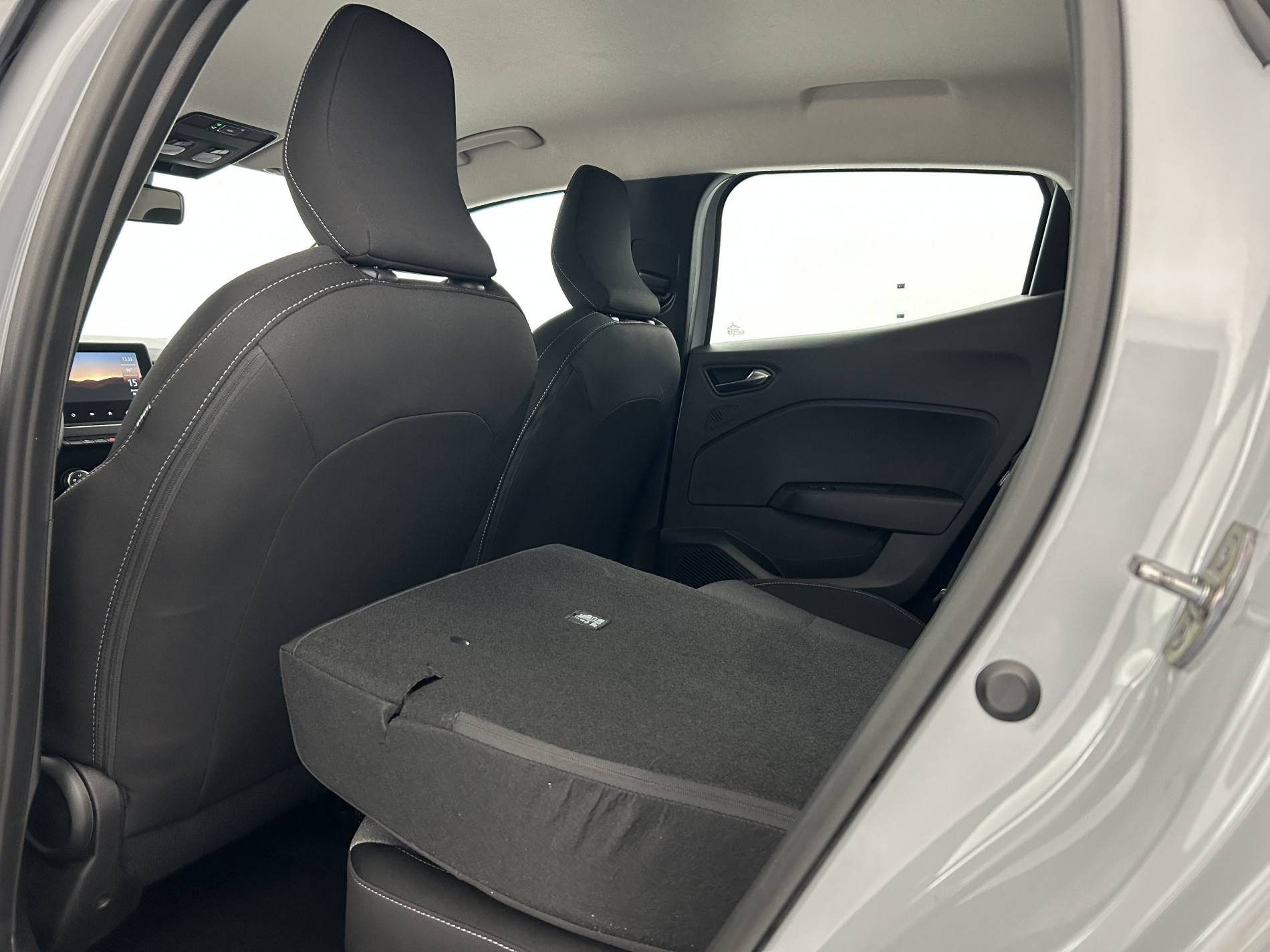 Vente en ligne Renault Clio 5 Clio TCe 90 au prix de 15 450 €