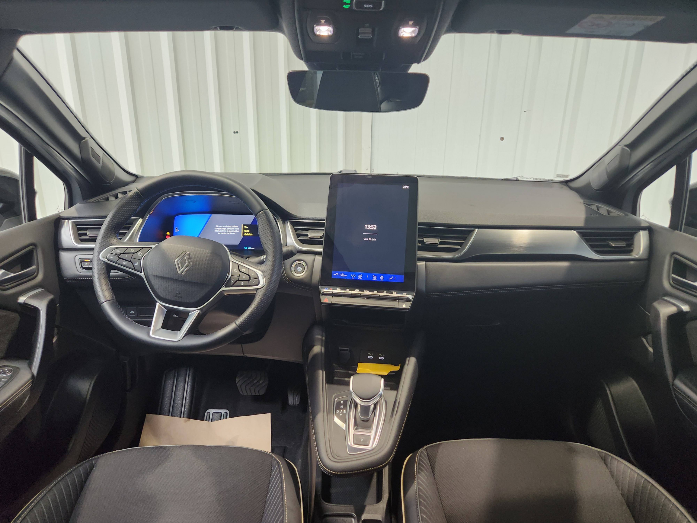 Vente en ligne Renault Symbioz  E-Tech full hybrid 145 au prix de 31 390 €
