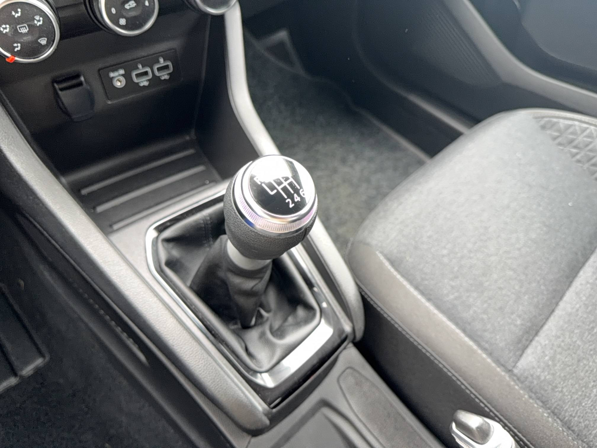 Vente en ligne Renault Clio 5 Clio TCe 90 au prix de 13 990 €