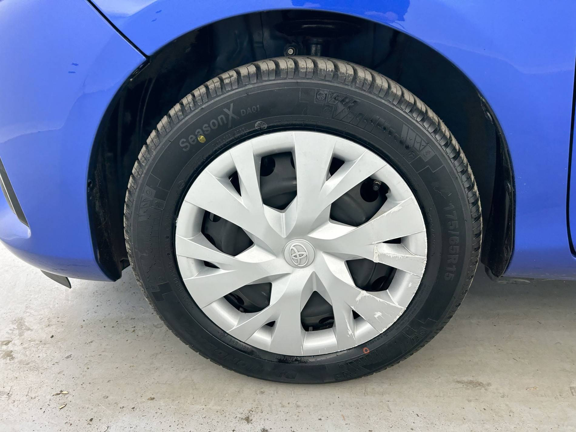 Vente en ligne Toyota Yaris Yaris 110 VVT-i au prix de 13 290 €