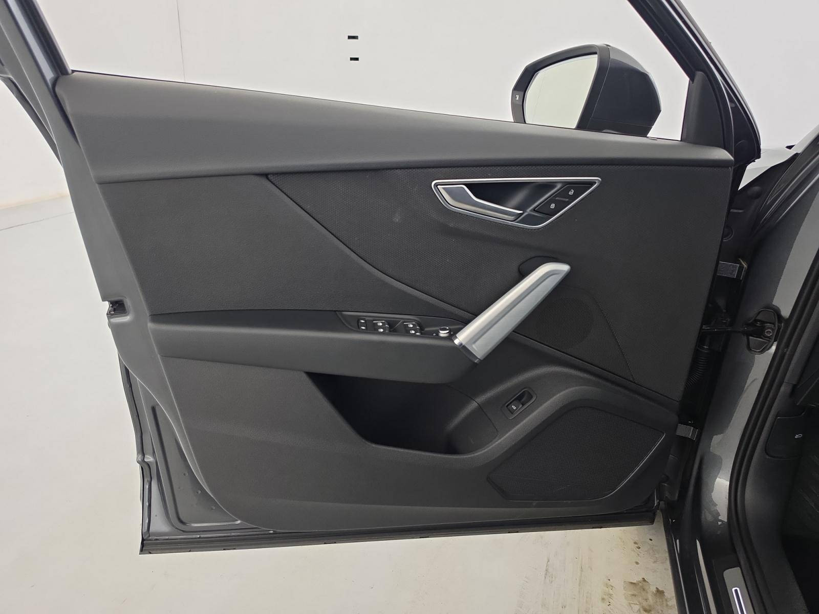 Vente en ligne Audi Q2  35 TDI 150 S tronic 7 au prix de 32 990 €