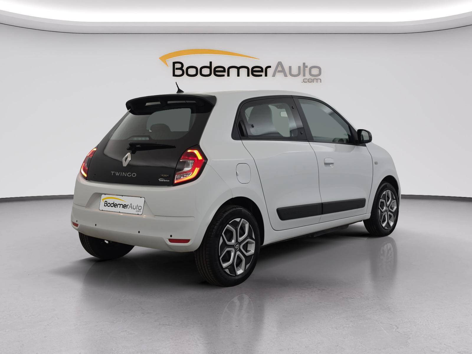 Vente en ligne Renault Twingo Electrique Twingo III E-Tech au prix de 13 900 €