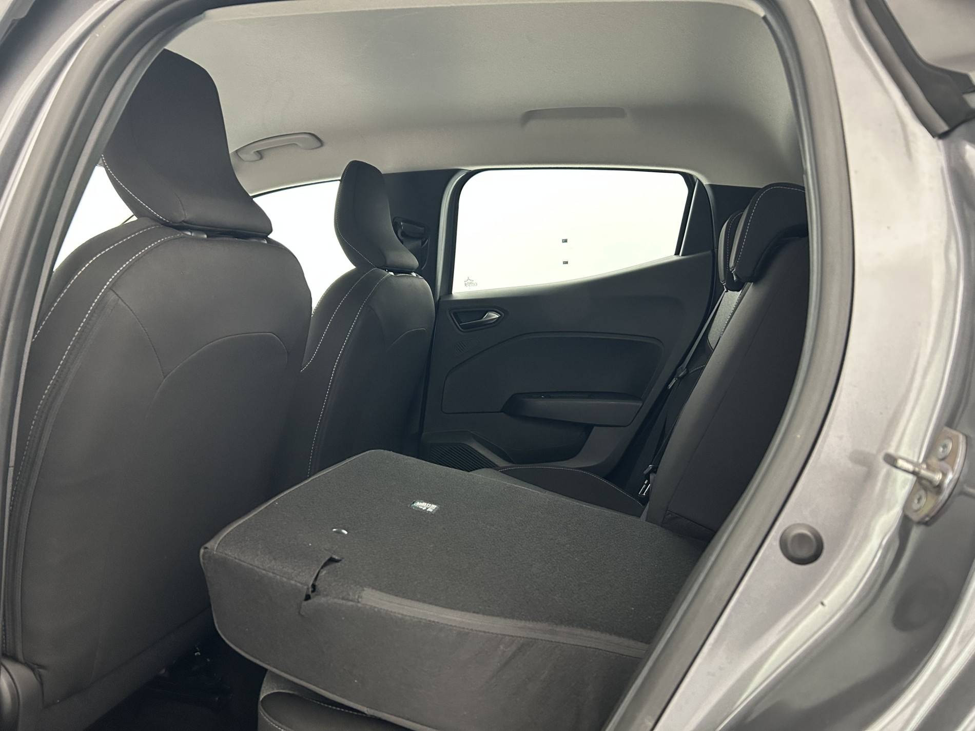 Vente en ligne Renault Clio 5 Clio TCe 90 au prix de 15 490 €