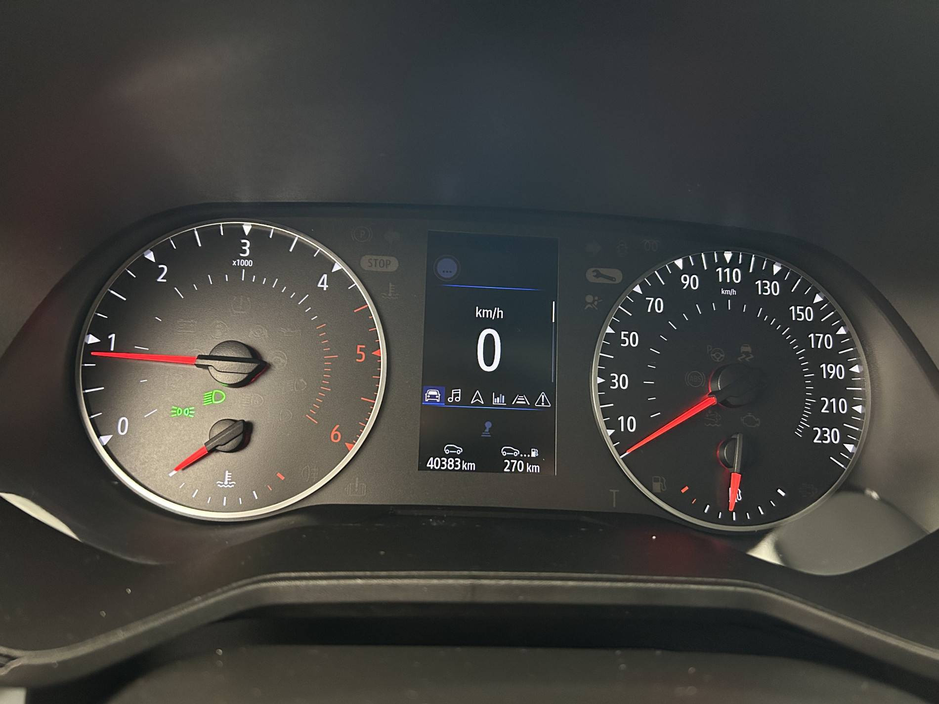 Vente en ligne Renault Clio 5 Clio Blue dCi 100 au prix de 15 590 €