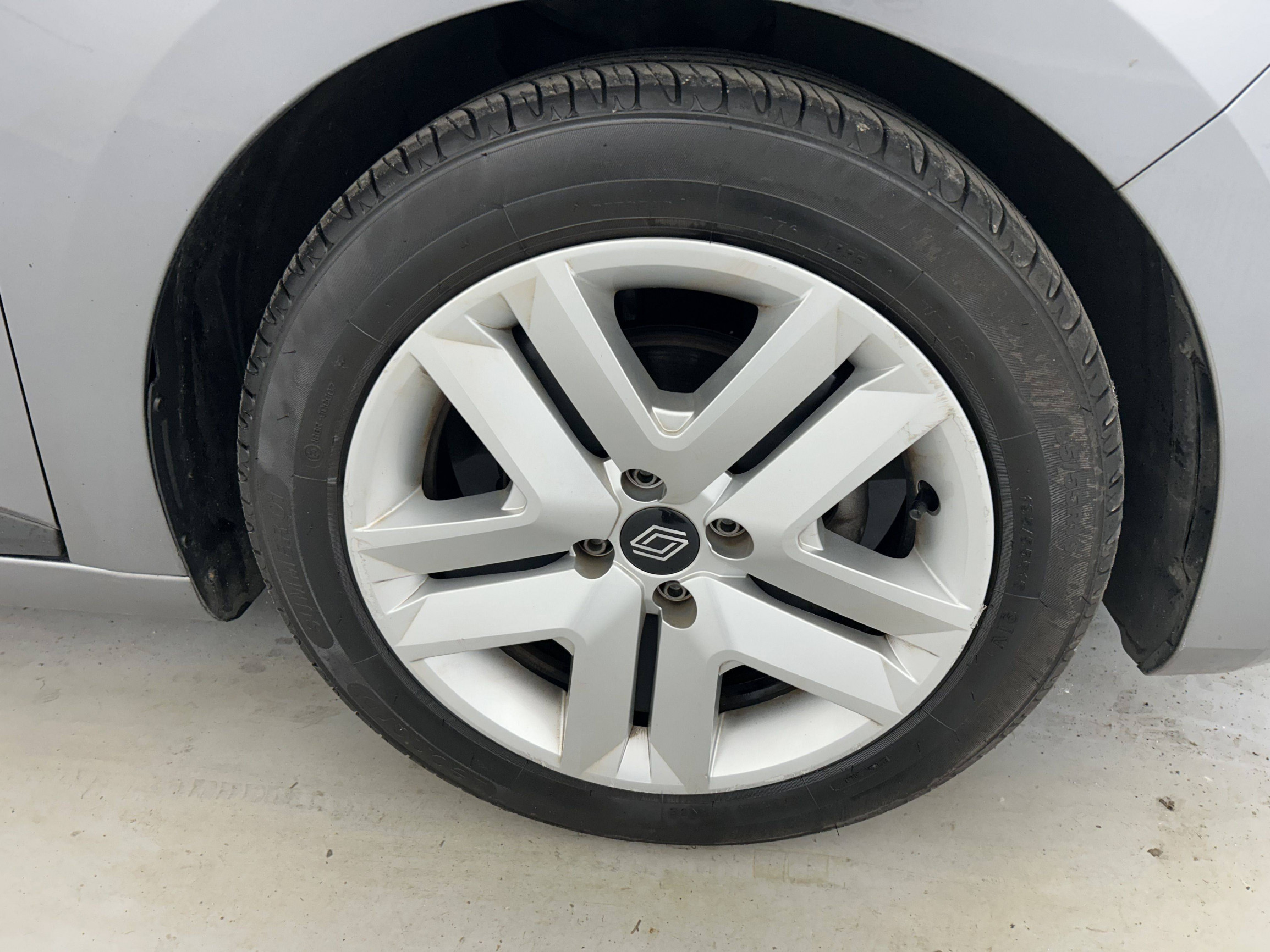 Vente en ligne Renault Clio 5 Clio TCe 90 au prix de 14 490 €
