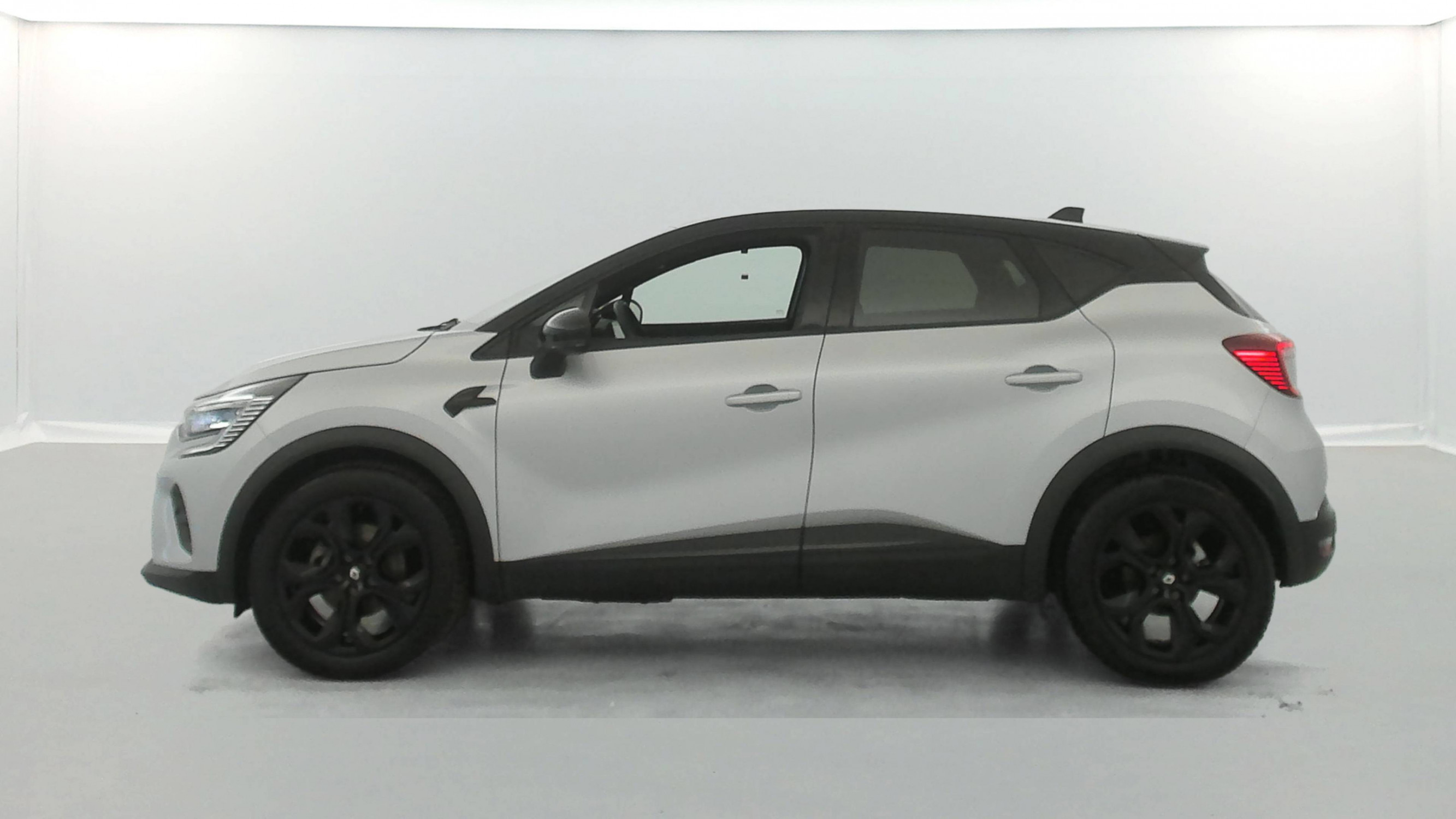 Vente en ligne Renault Captur  E-Tech 145 au prix de 18 090 €