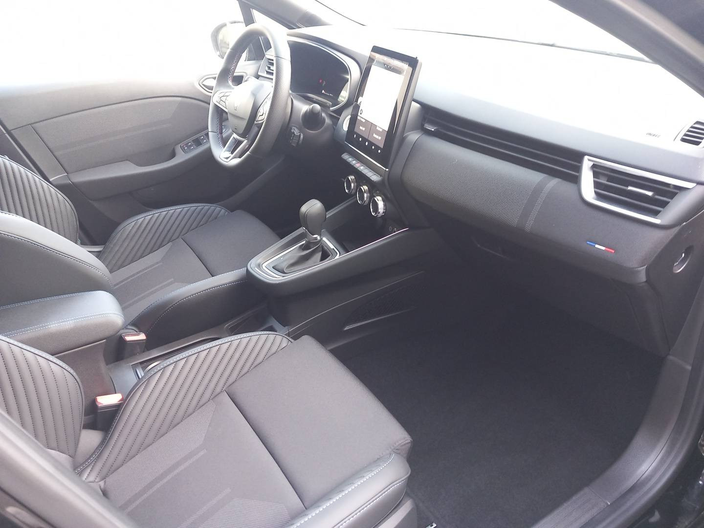 Vente en ligne Renault Clio 5 Clio E-Tech full hybrid 145 ch GSR2 au prix de 24 490 €