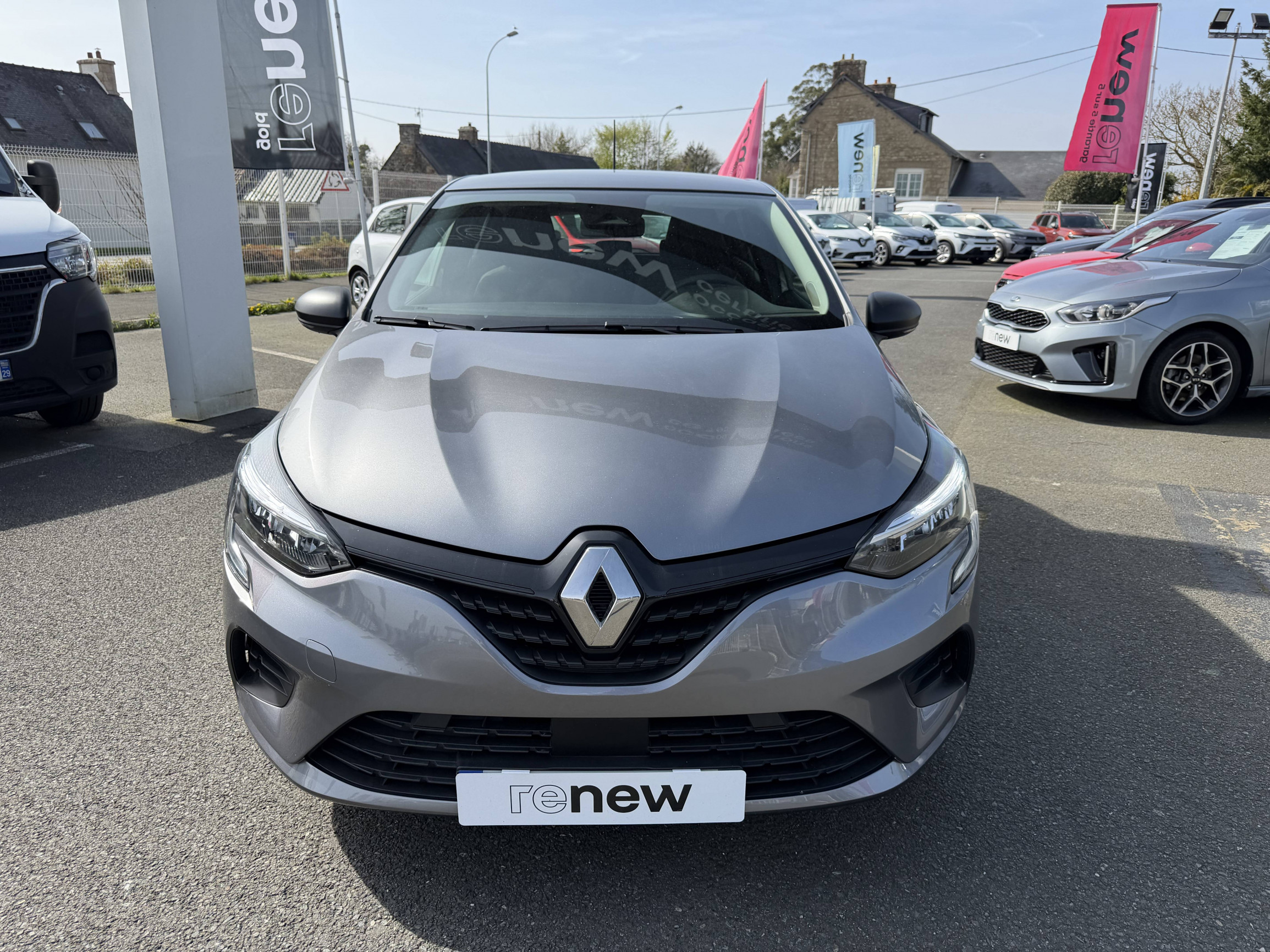 Renault Clio 5 Clio SCe 65 occasion de 2023 en vente à Lannion
