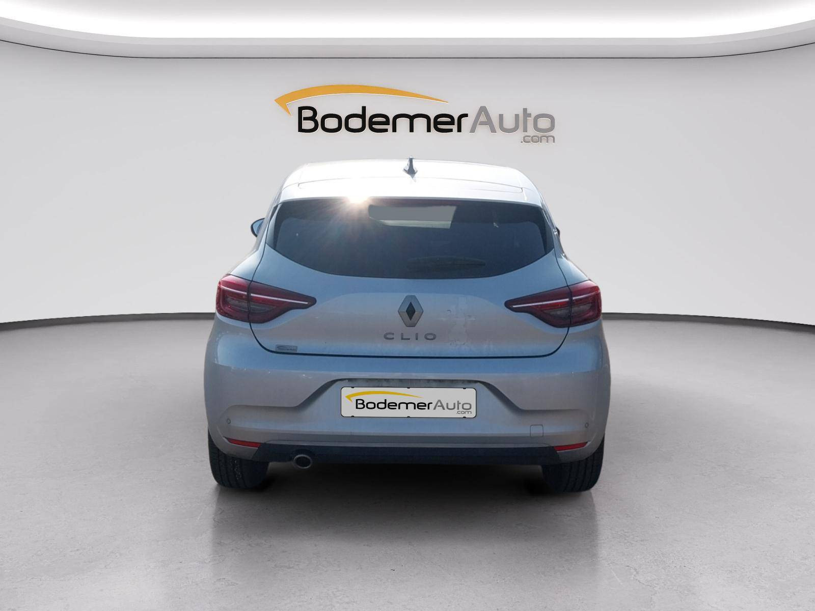 Vente en ligne Renault Clio 5 Clio TCe 90 au prix de 14 490 €