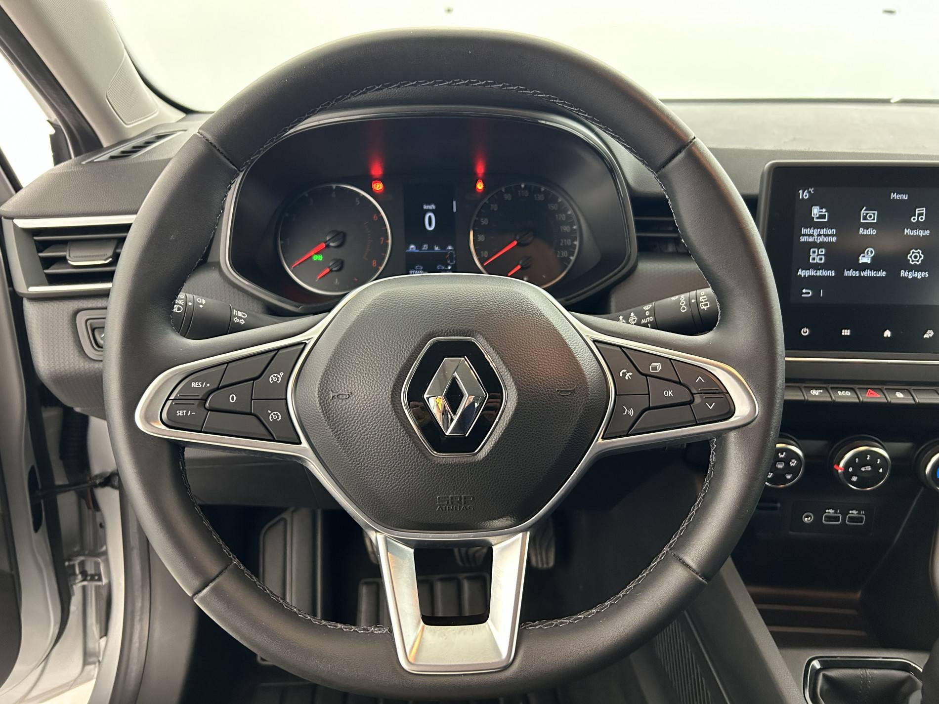 Vente en ligne Renault Clio 5 Clio TCe 90 au prix de 13 990 €