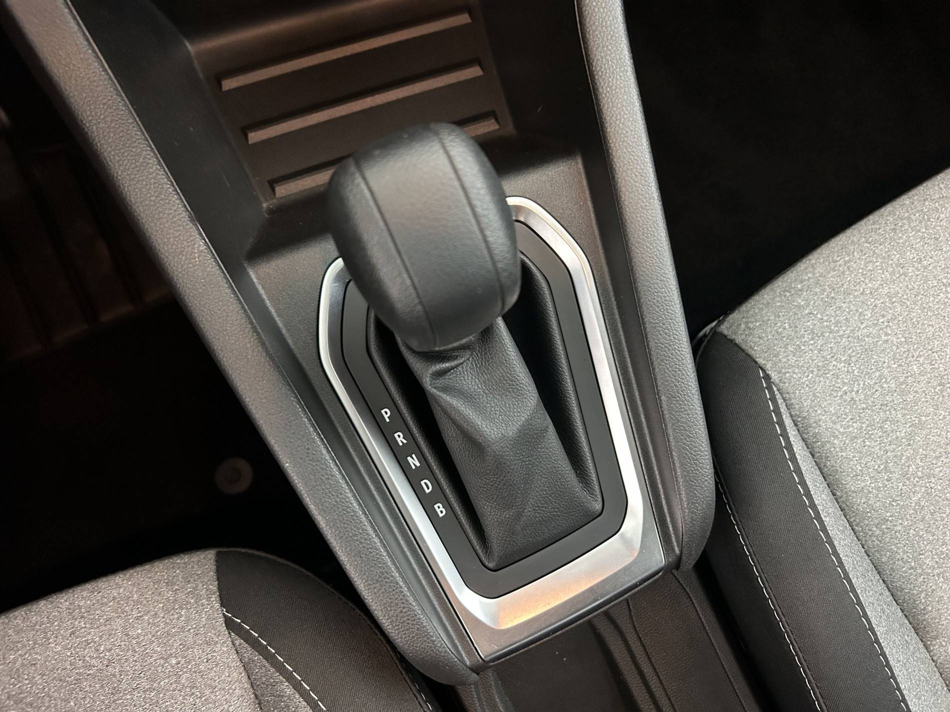 Vente en ligne Renault Clio 5 Clio E-Tech full hybrid 145 au prix de 16 991 €
