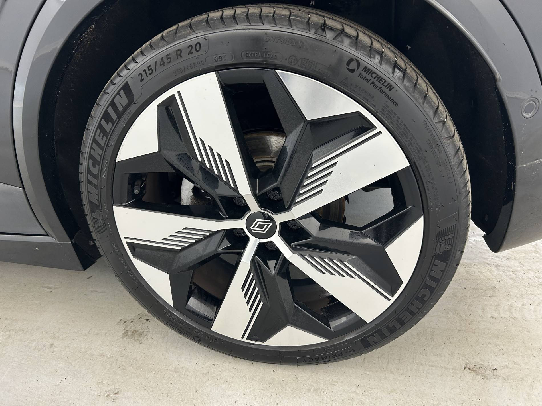 Vente en ligne Renault Megane E-Tech  EV60 220 ch super charge au prix de 22 990 €