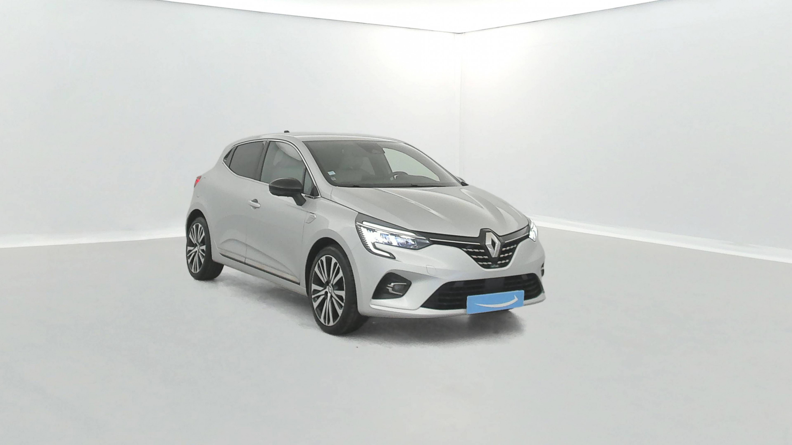 Vente en ligne Renault Clio 5 Clio TCe 140 - 21N au prix de 17 790 €