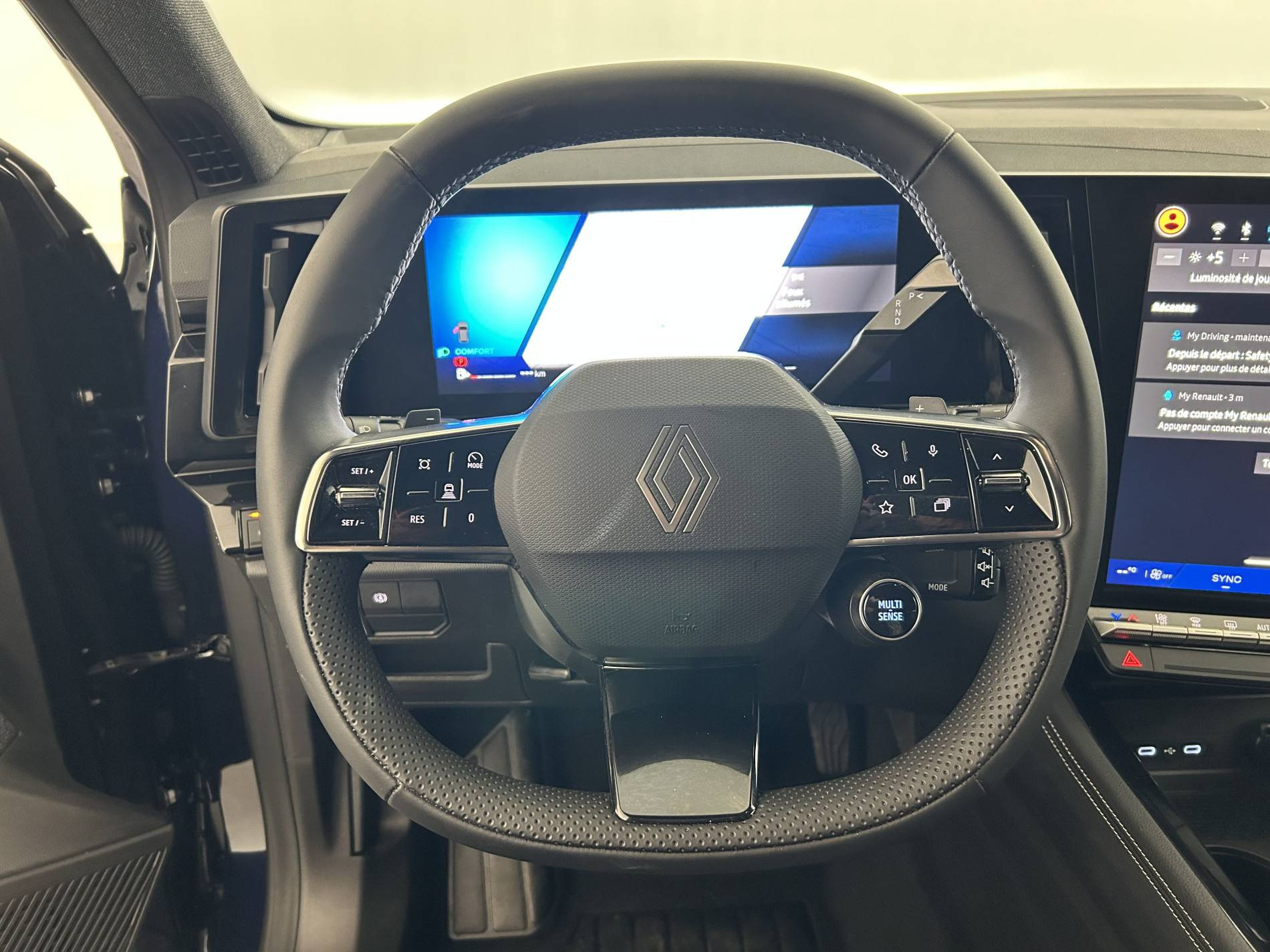 Vente en ligne Renault Espace Espace E-Tech full hybrid 200 GSR2 au prix de 35 791 €