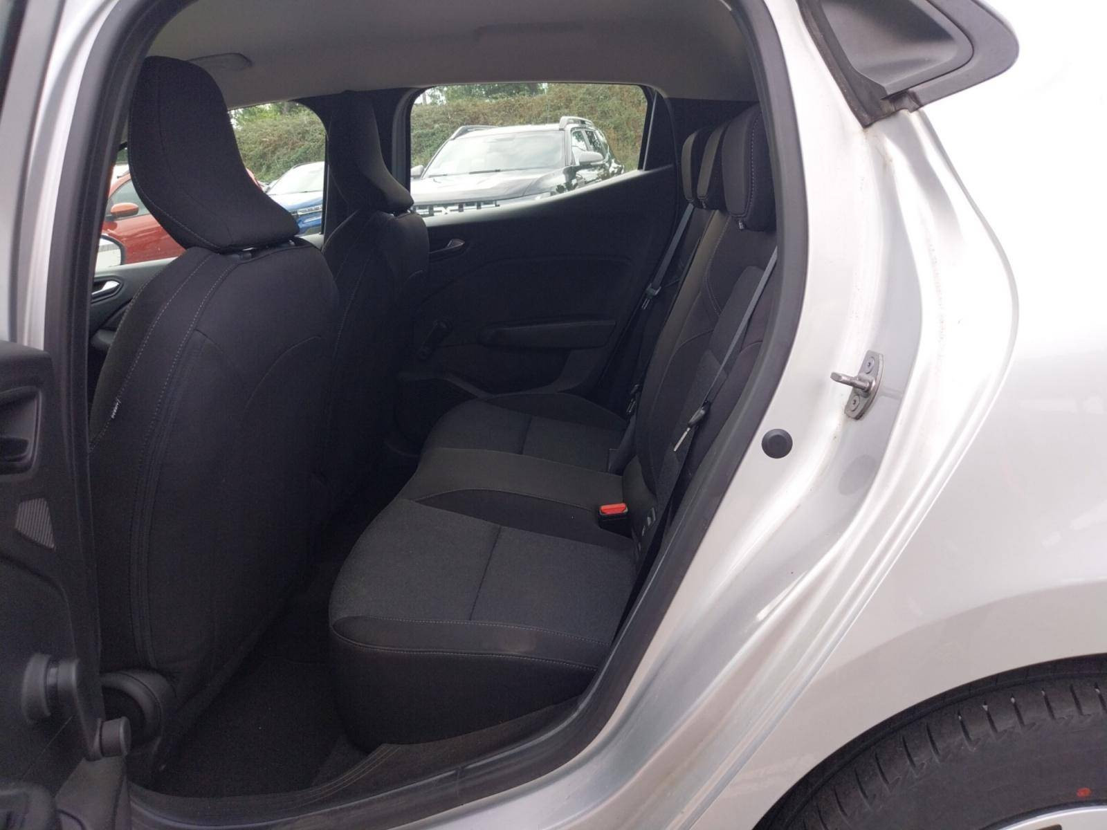 Vente en ligne Renault Clio 5 Clio TCe 90 au prix de 14 400 €