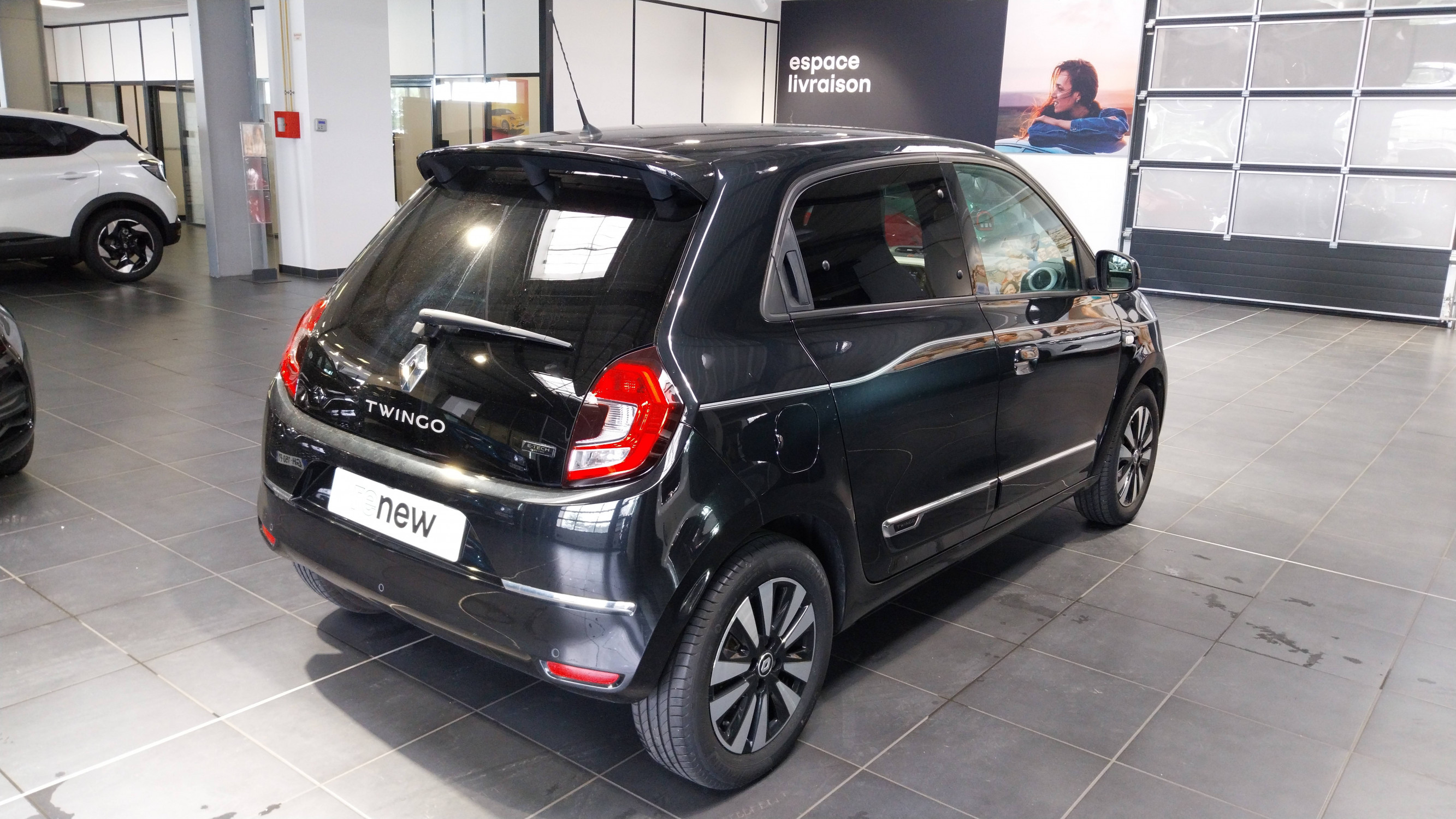 Vente en ligne Renault Twingo Electrique Twingo III E-Tech au prix de 13 990 €