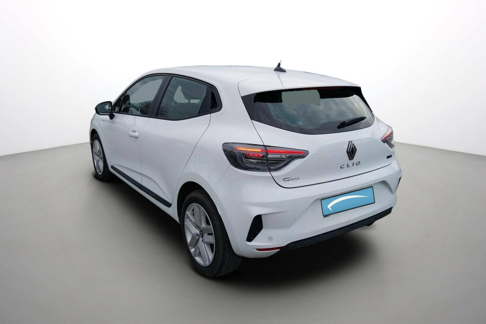 Vente en ligne Renault Clio 5 Clio E-Tech full hybrid 145 ch GSR2 au prix de 19 500 €