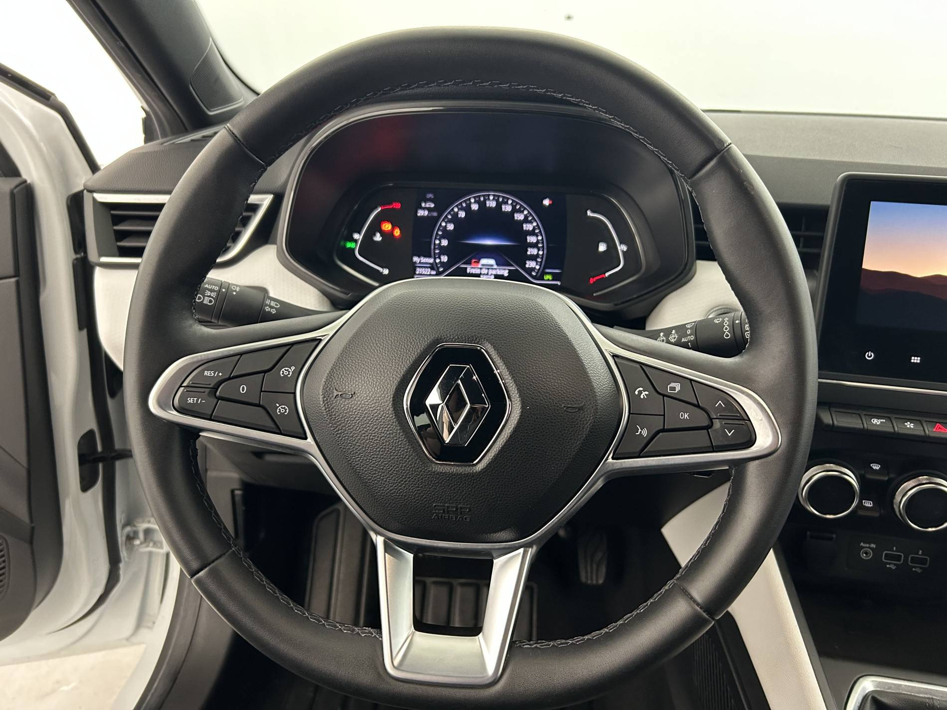 Vente en ligne Renault Clio 5 Clio TCe 100 GPL - 21N au prix de 14 890 €