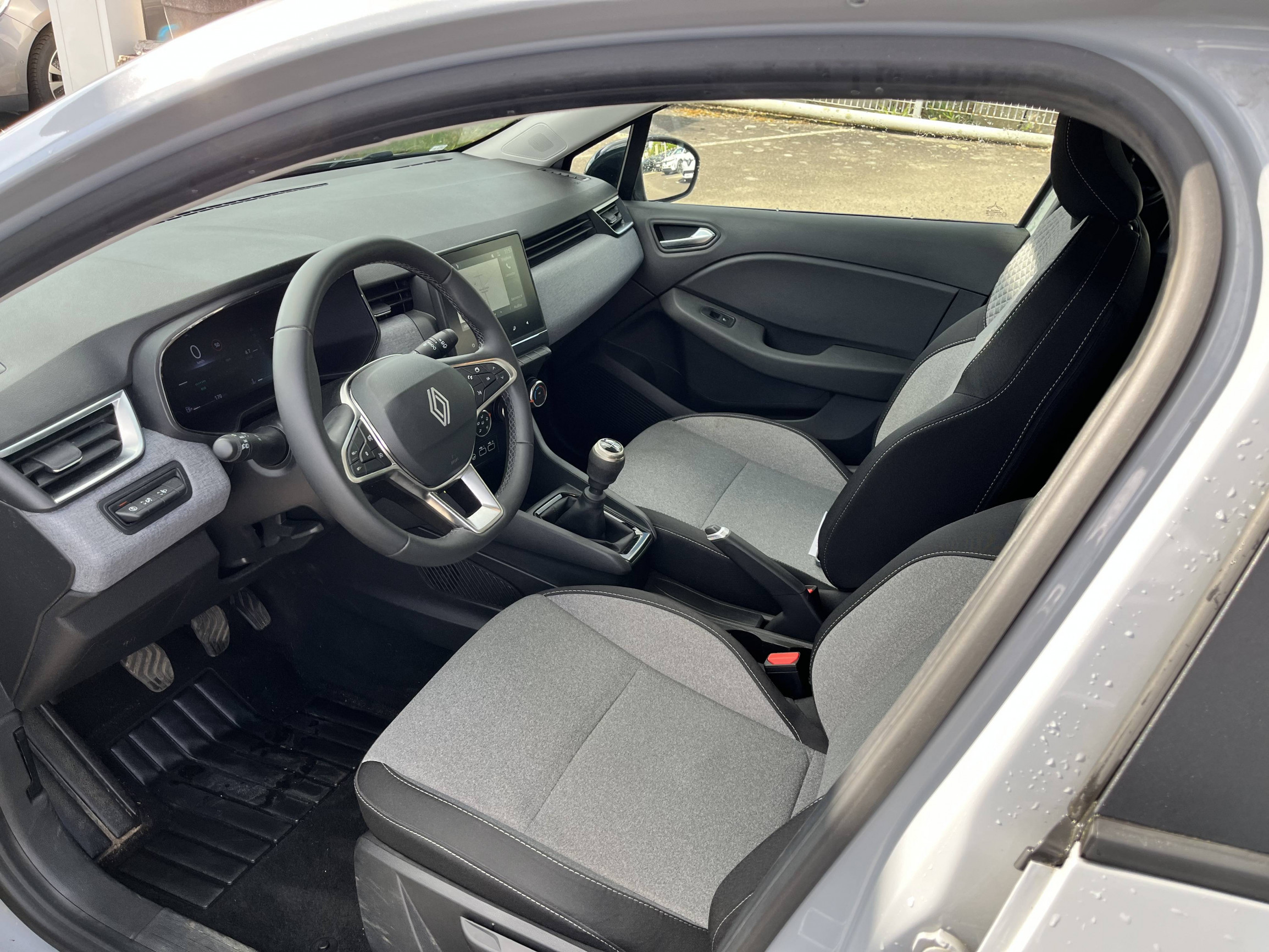 Vente en ligne Renault Clio 5 Clio Blue dCi 100 ch GSR2 au prix de 16 490 €