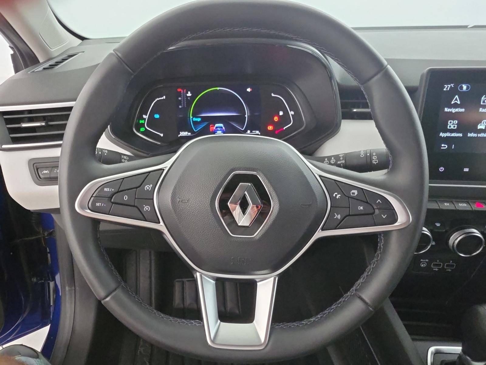 Vente en ligne Renault Clio 5 Clio E-Tech full hybrid 145 au prix de 16 990 €
