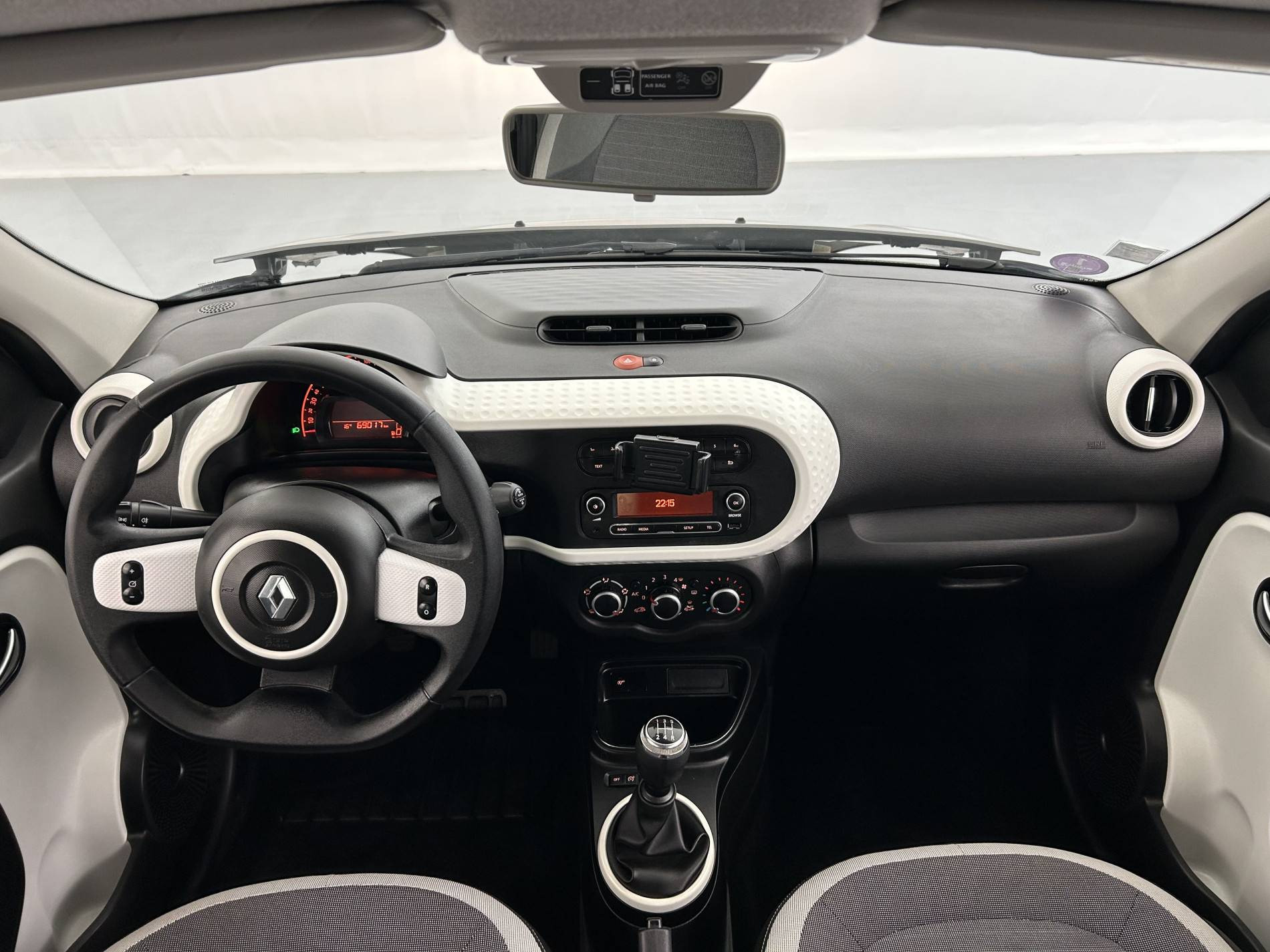 Vente en ligne Renault Twingo 3  SCe 75 - 20 au prix de 9 990 €