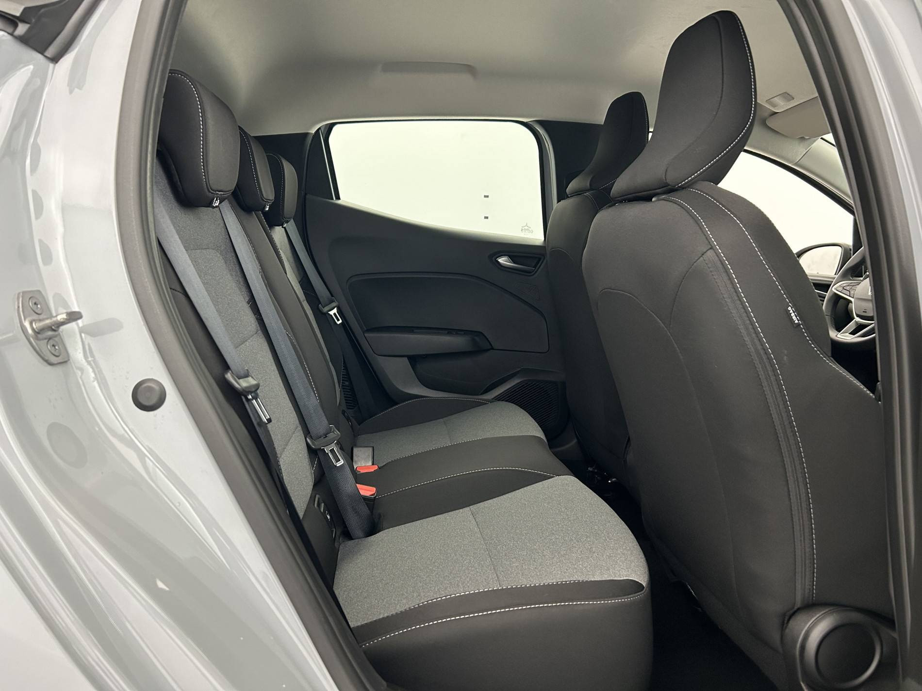 Vente en ligne Renault Clio 5 Clio E-Tech full hybrid 145 ch GSR2 au prix de 20 190 €