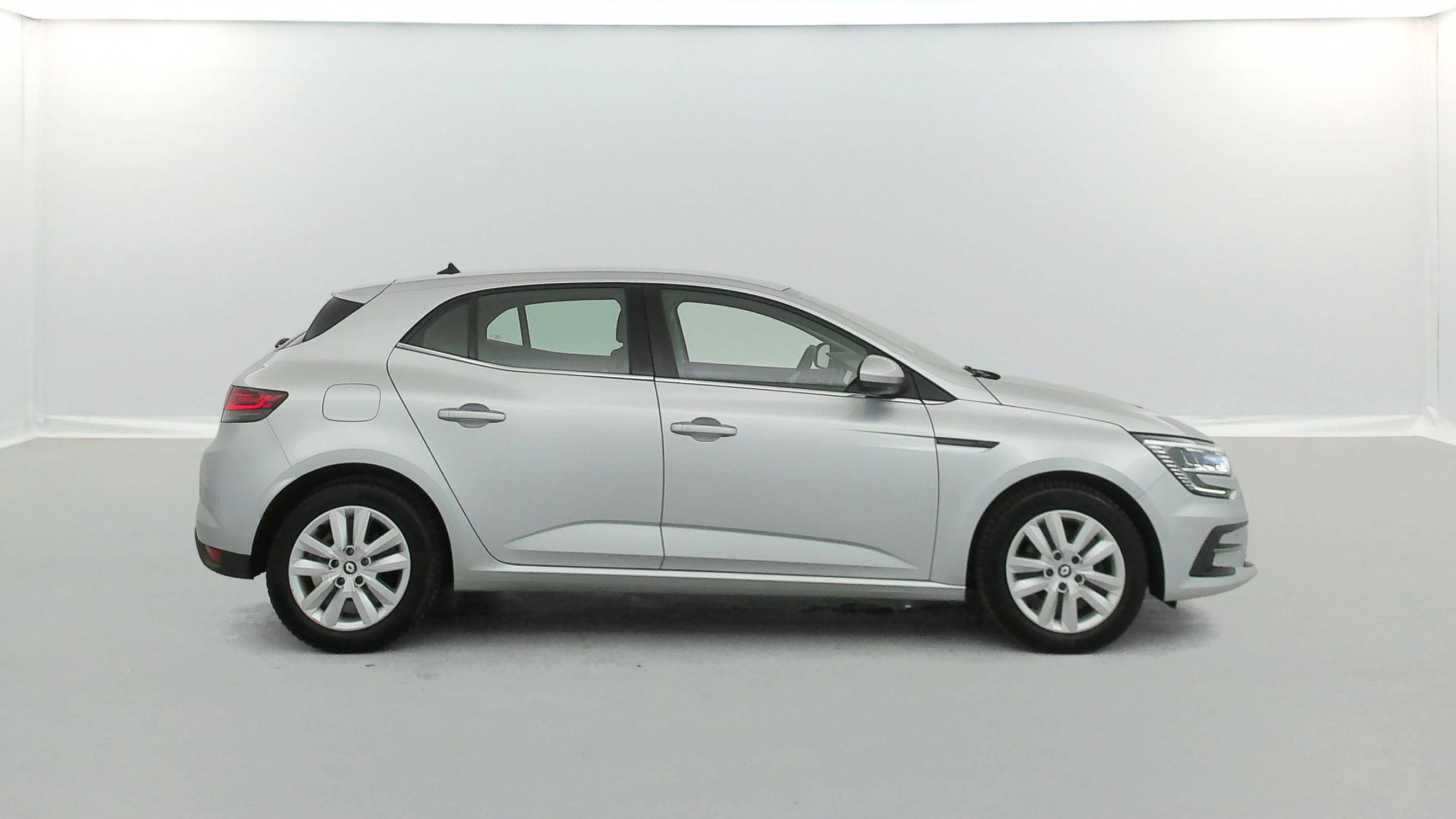 Vente en ligne Renault Megane 4 Mégane IV Berline Blue dCi 115 - 21B au prix de 14 890 €