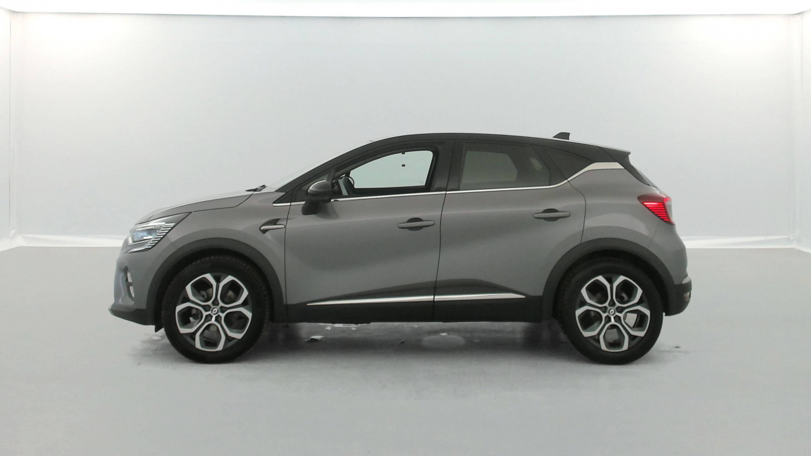 Vente en ligne Renault Captur  E-Tech full hybrid 145 au prix de 20 990 €