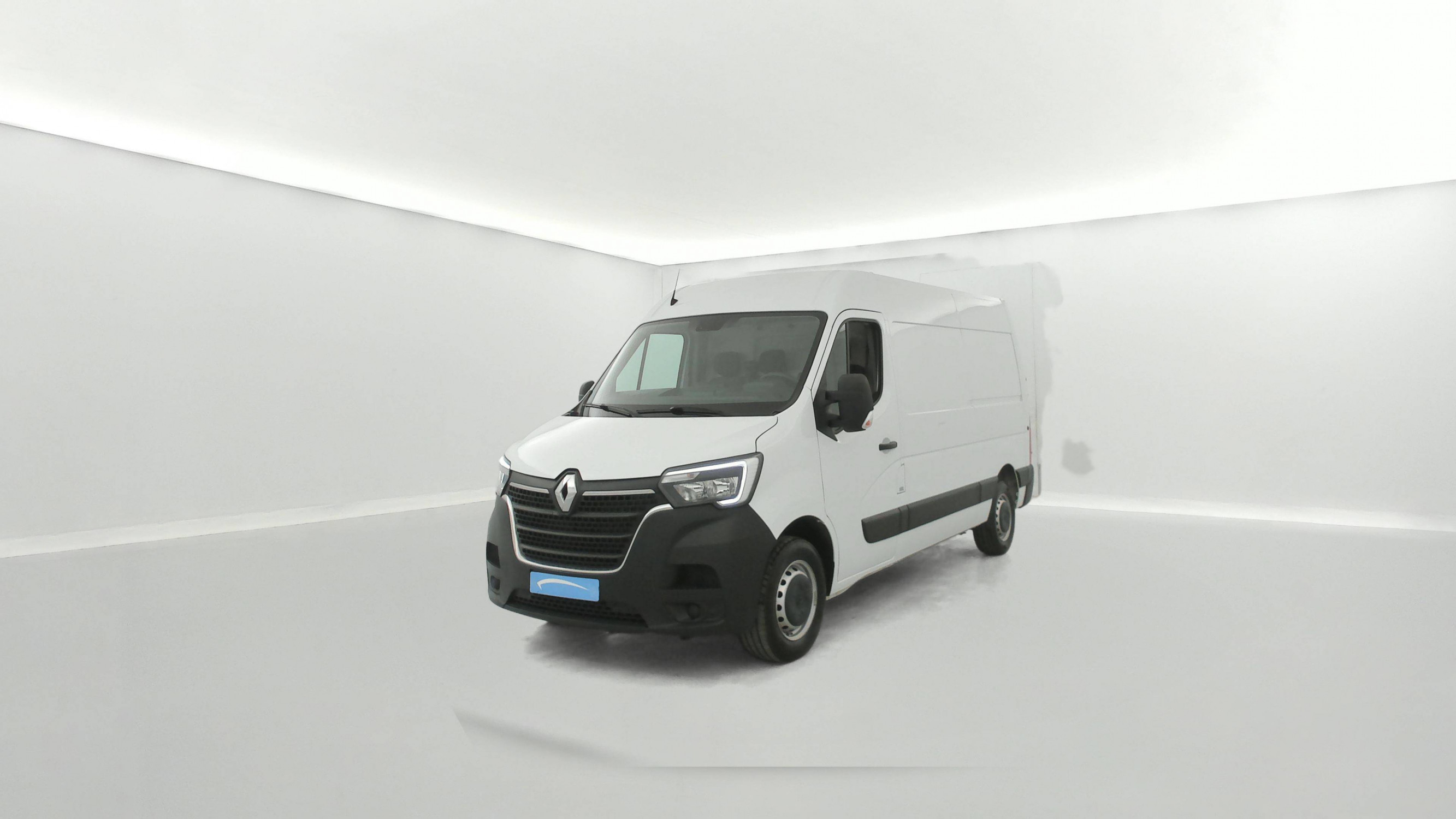 Renault Master Fourgon MASTER FGN TRAC F3500 L2H2 BLUE DCI 135 occasion de 2024 en vente à Brest