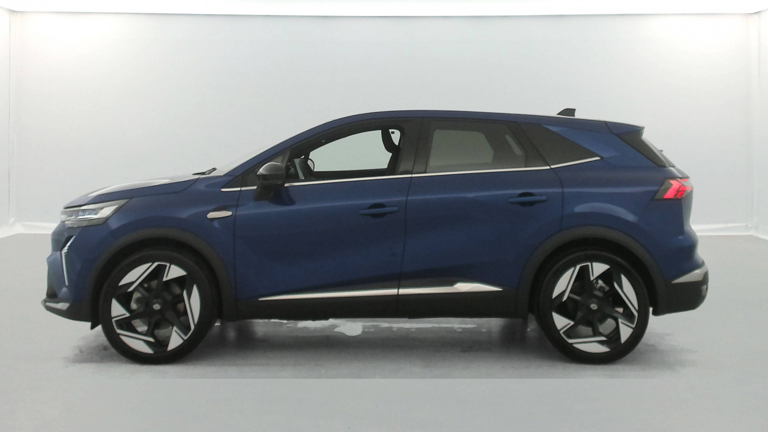 Vente en ligne Renault Symbioz  E-Tech full hybrid 160 ch au prix de 32 490 €