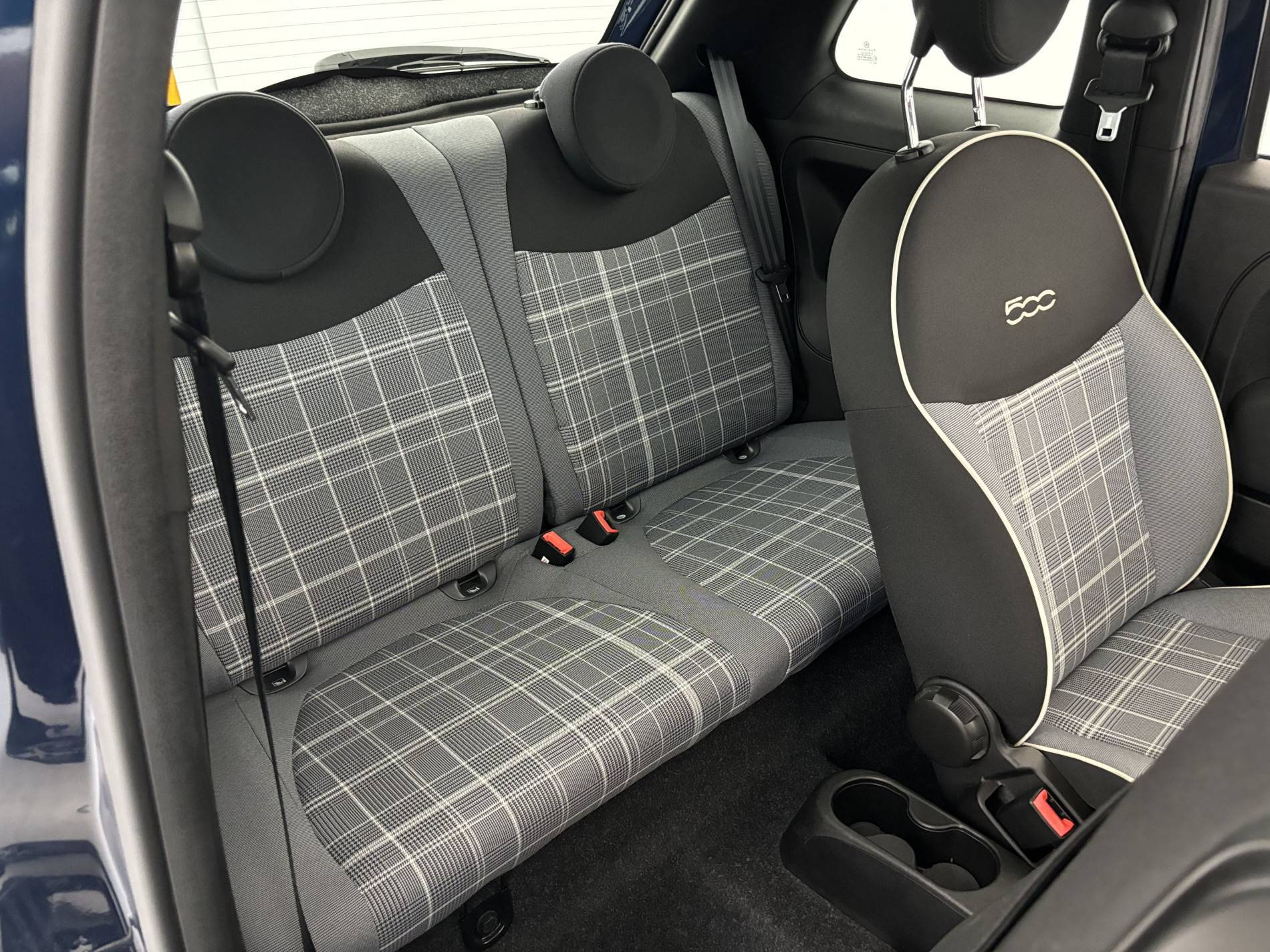 Vente en ligne Fiat 500 500 1.0 70 ch Hybride BSG S/S au prix de 10 490 €