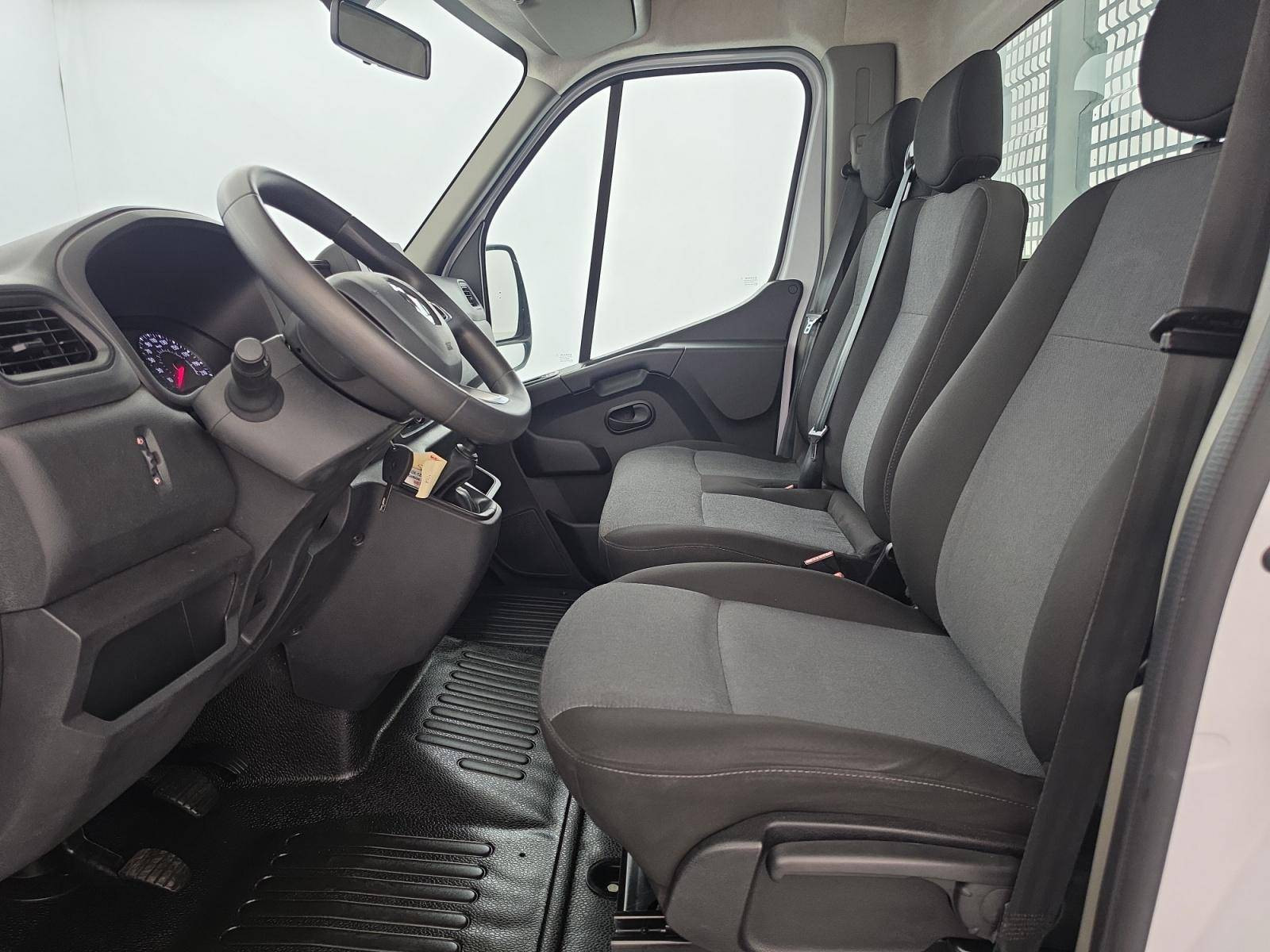 Vente en ligne Renault Master 3 Châssis Cabine MASTER CC PROP RJ3500 L2 PAFC BLUE DCI 130 EURO VI au prix de 29 990 €