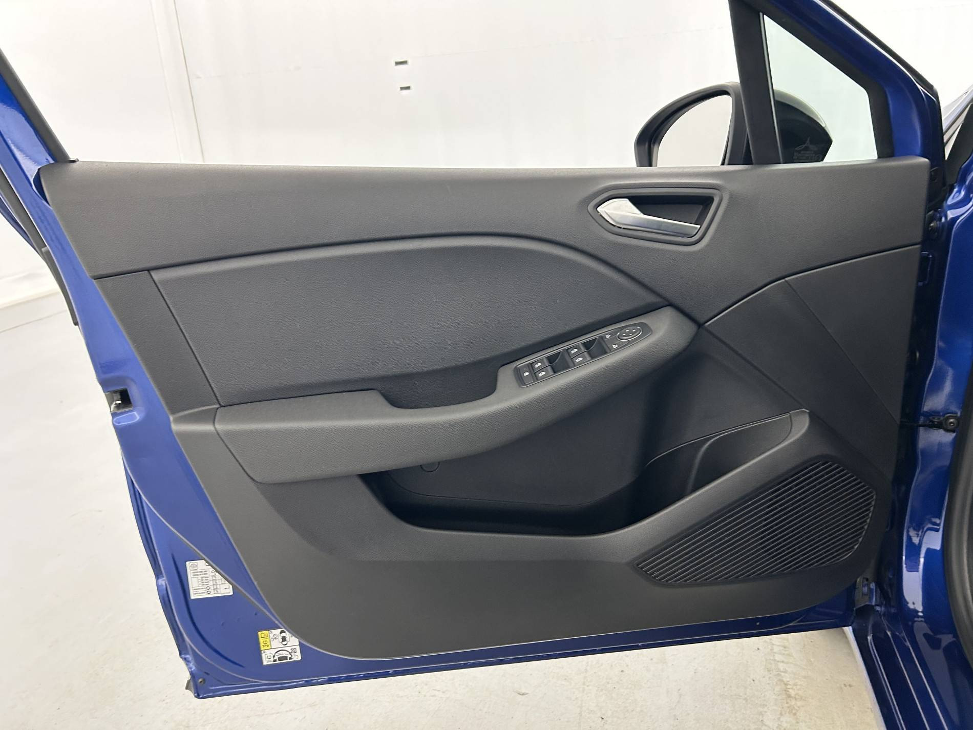 Vente en ligne Renault Clio 5 Clio TCe 100 GPL au prix de 13 490 €