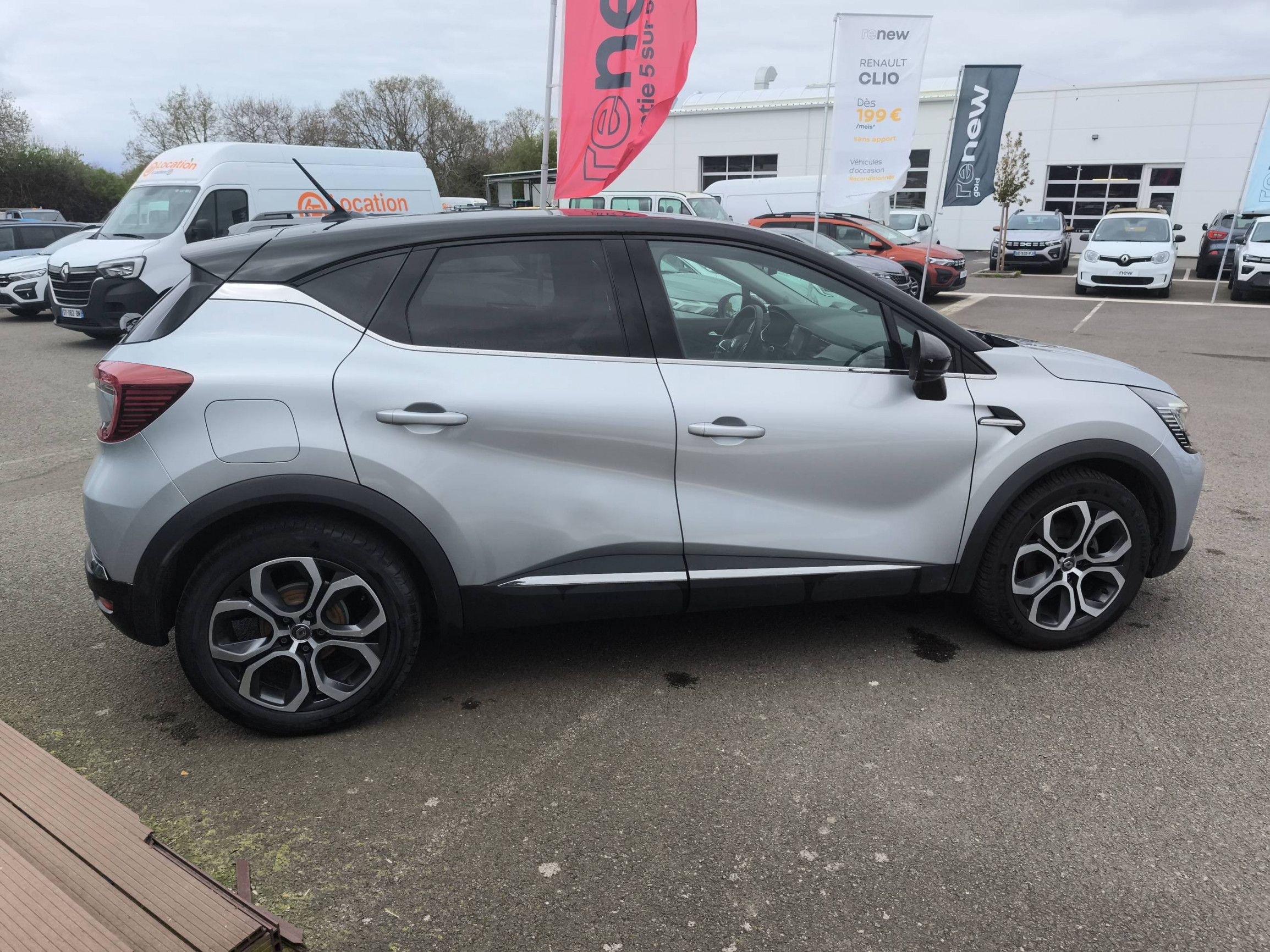 Vente en ligne Renault Captur  TCe 130 EDC FAP au prix de 17 490 €