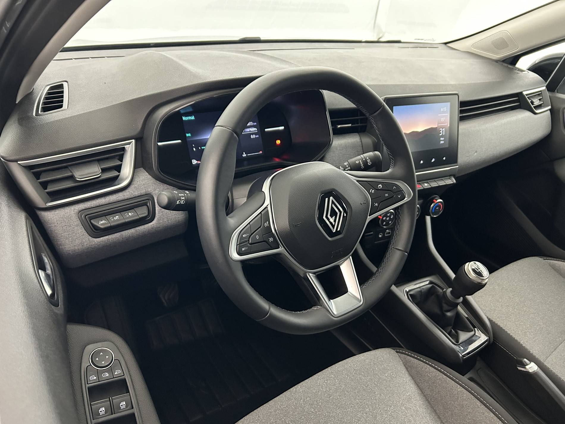 Vente en ligne Renault Clio 5 Clio TCe 90 au prix de 15 990 €