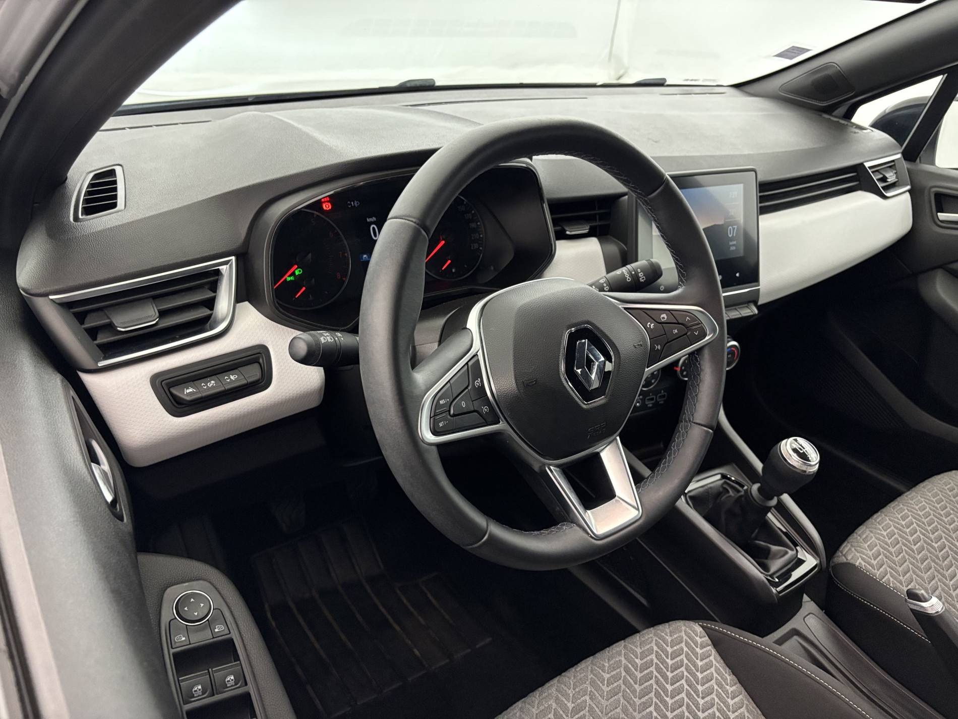 Vente en ligne Renault Clio 5 Clio TCe 90 - 21N au prix de 14 290 €
