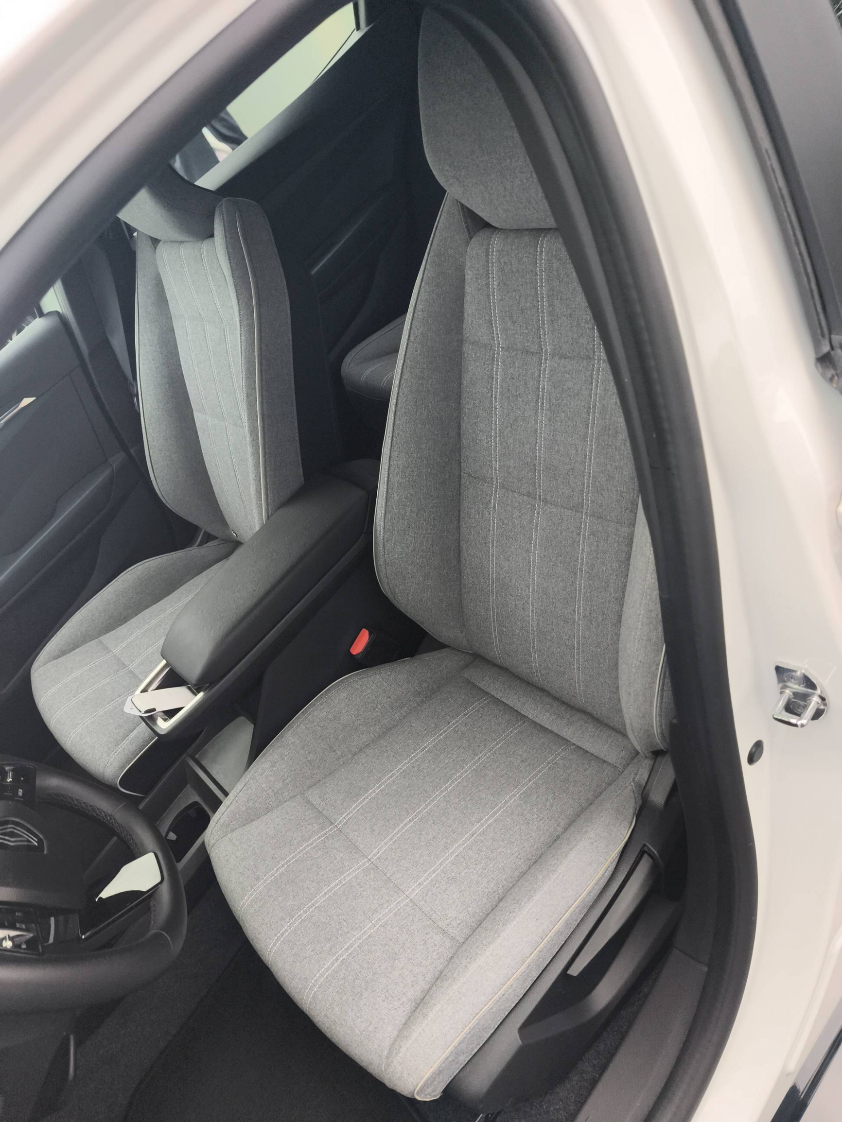 Vente en ligne Renault Megane E-Tech  EV60 220 ch super charge au prix de 21 490 €