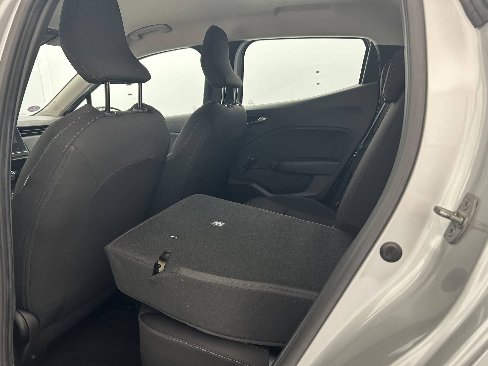 Vente en ligne Renault Clio 5 Clio TCe 90 au prix de 13 990 €