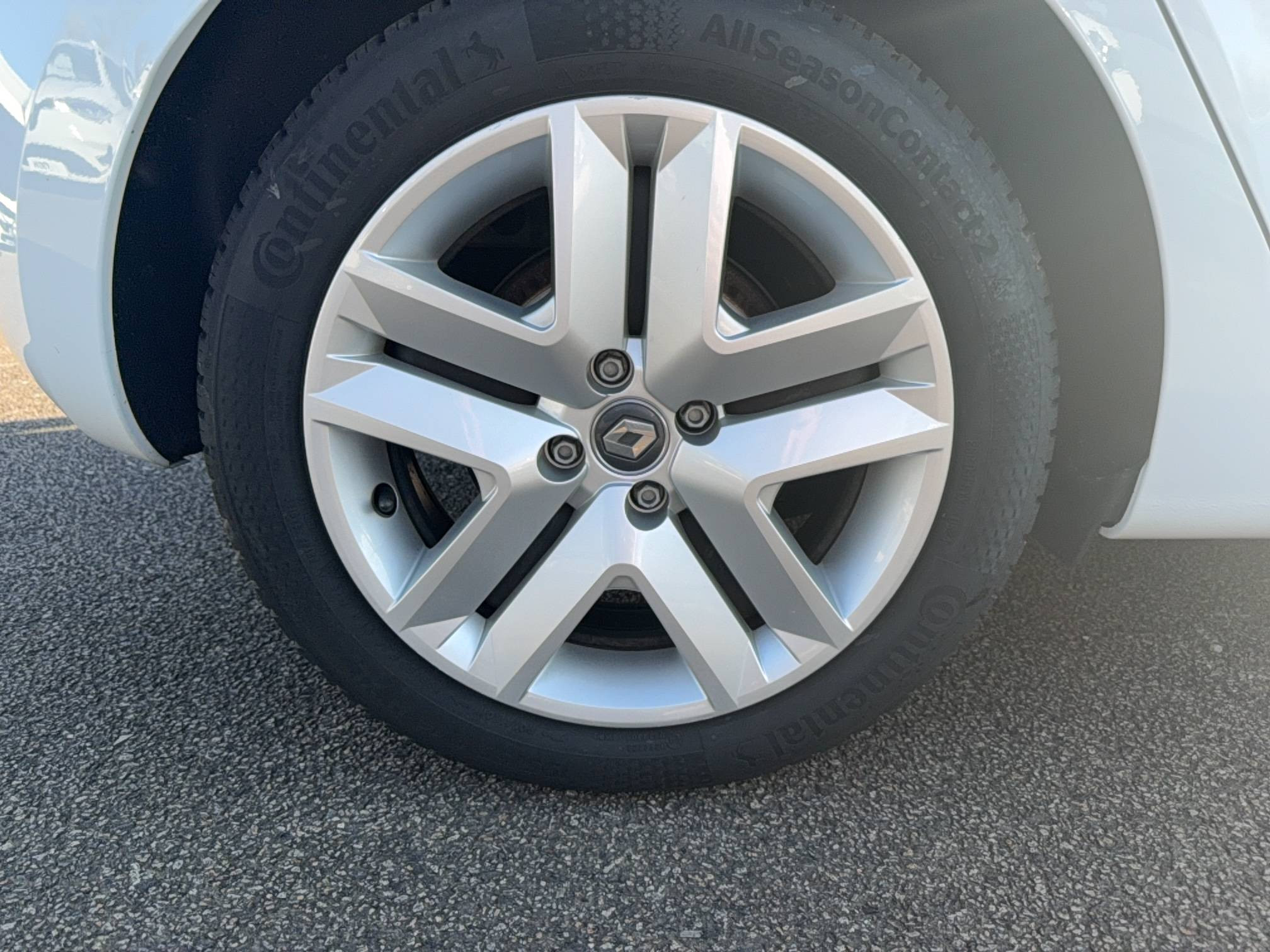 Vente en ligne Renault Clio 5 Clio Blue dCi 115 au prix de 13 990 €