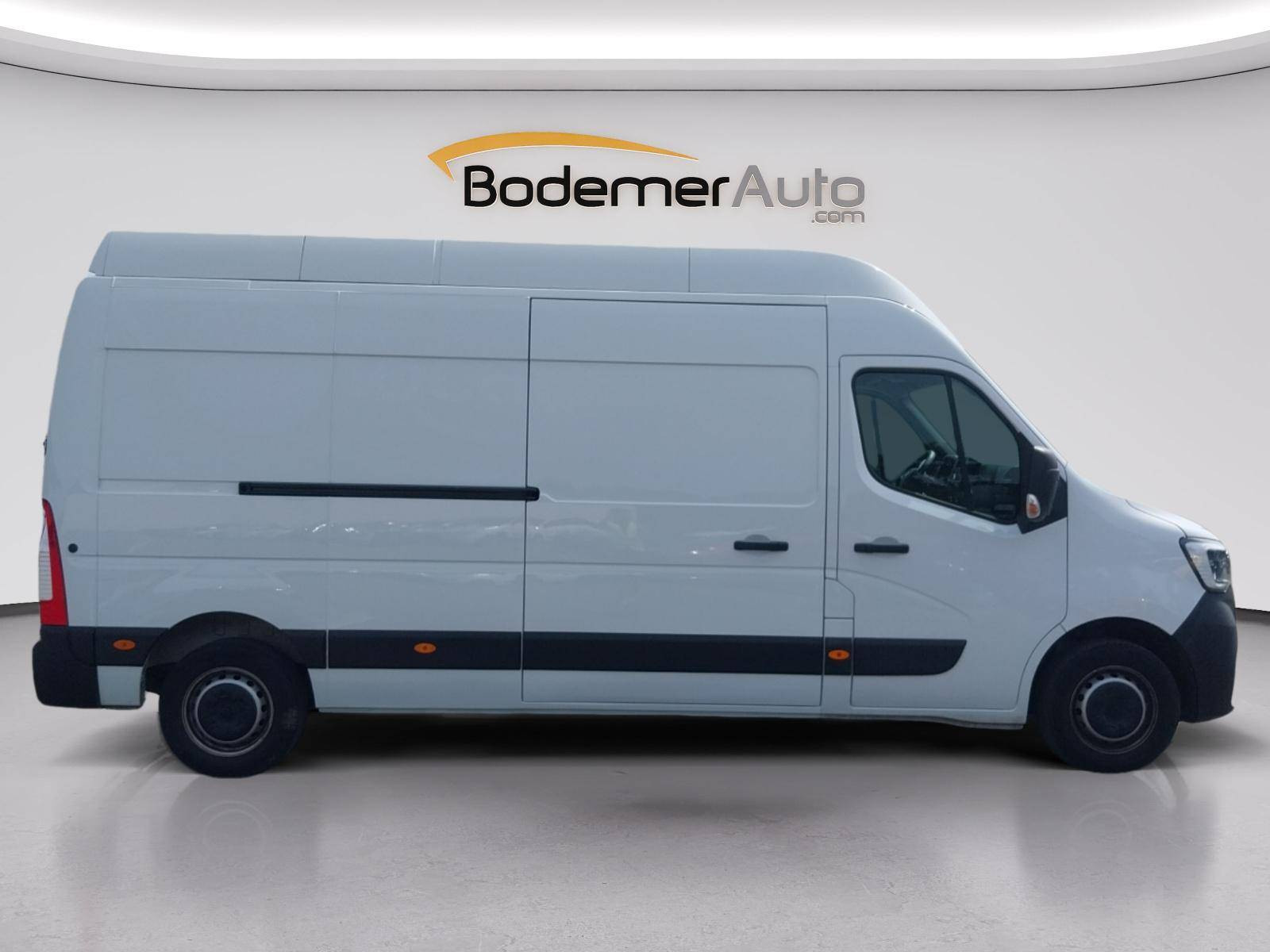 Vente en ligne Renault Master Fourgon MASTER FGN TRAC F3500 L3H3 BLUE DCI 135 au prix de 26 990 €