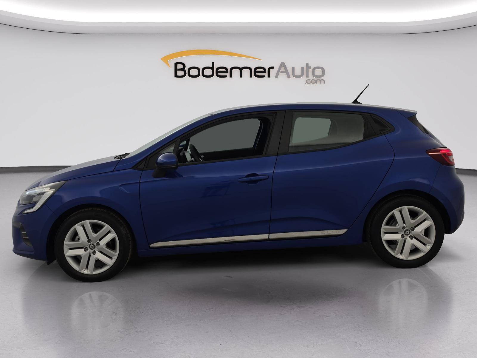 Vente en ligne Renault Clio 5 Clio E-Tech 140 - 21N au prix de 15 990 €