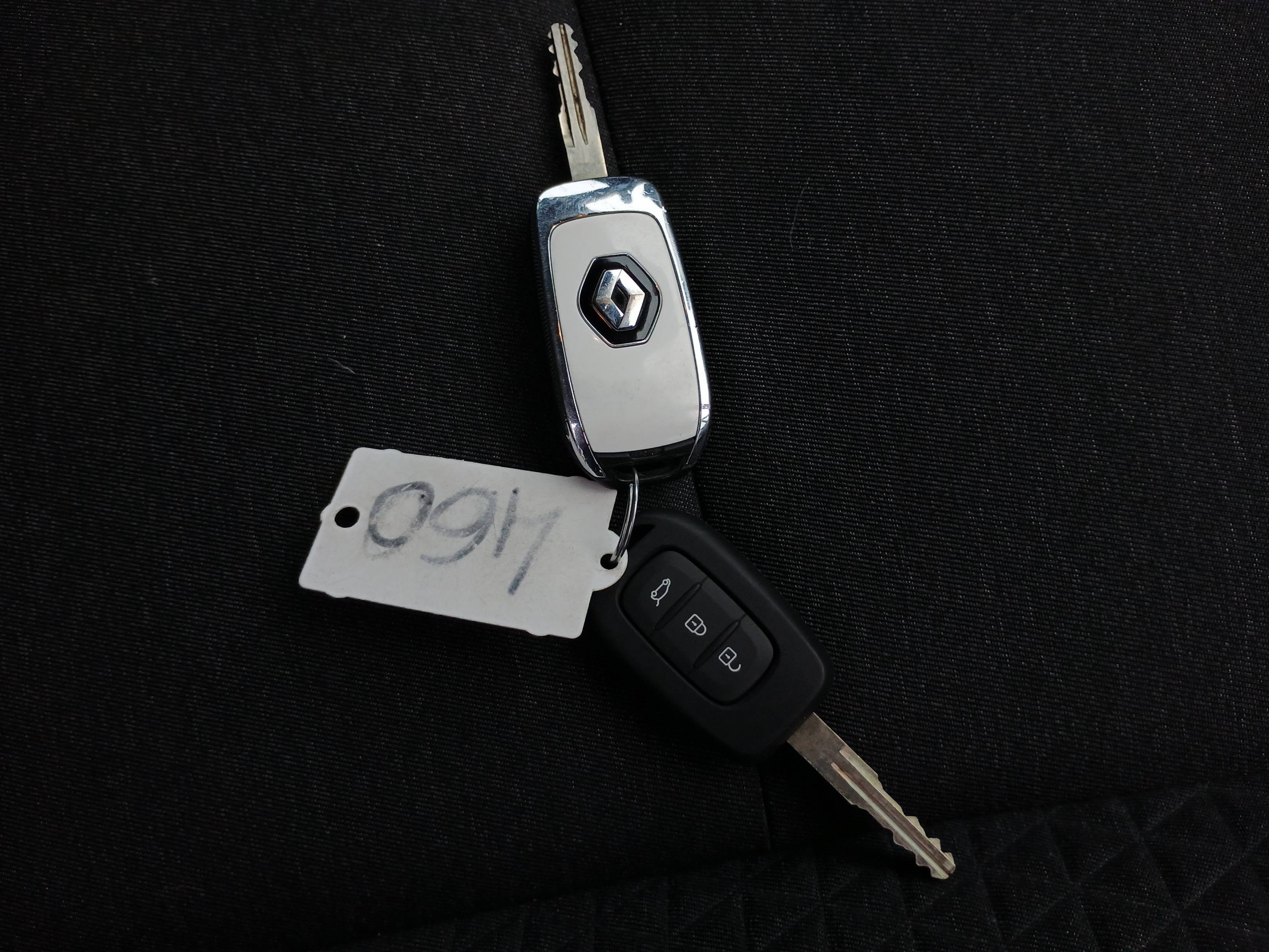 Renault Clio 5 Clio TCe 90 occasion de 2023 en vente à Bayeux