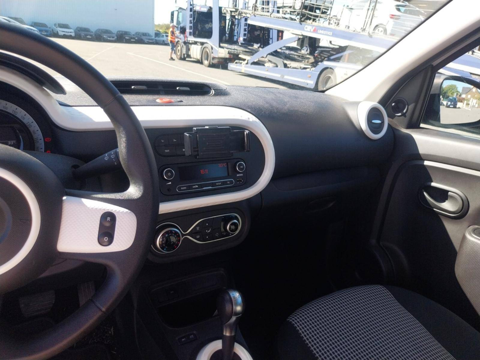 Vente en ligne Renault Twingo Electrique Twingo III E-Tech au prix de 12 900 €