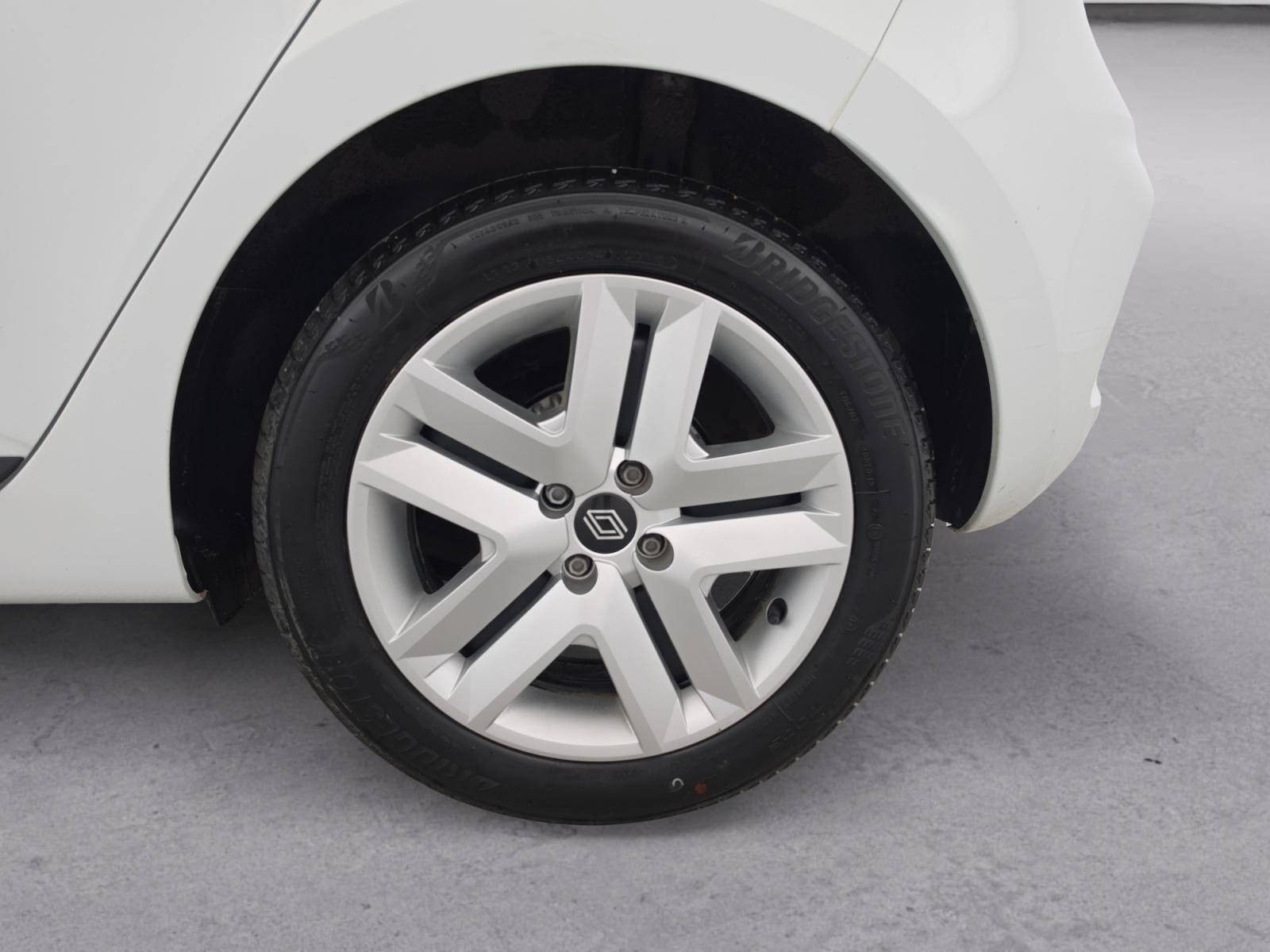 Vente en ligne Renault Clio 5 Clio TCe 90 ch GSR2 au prix de 15 490 €