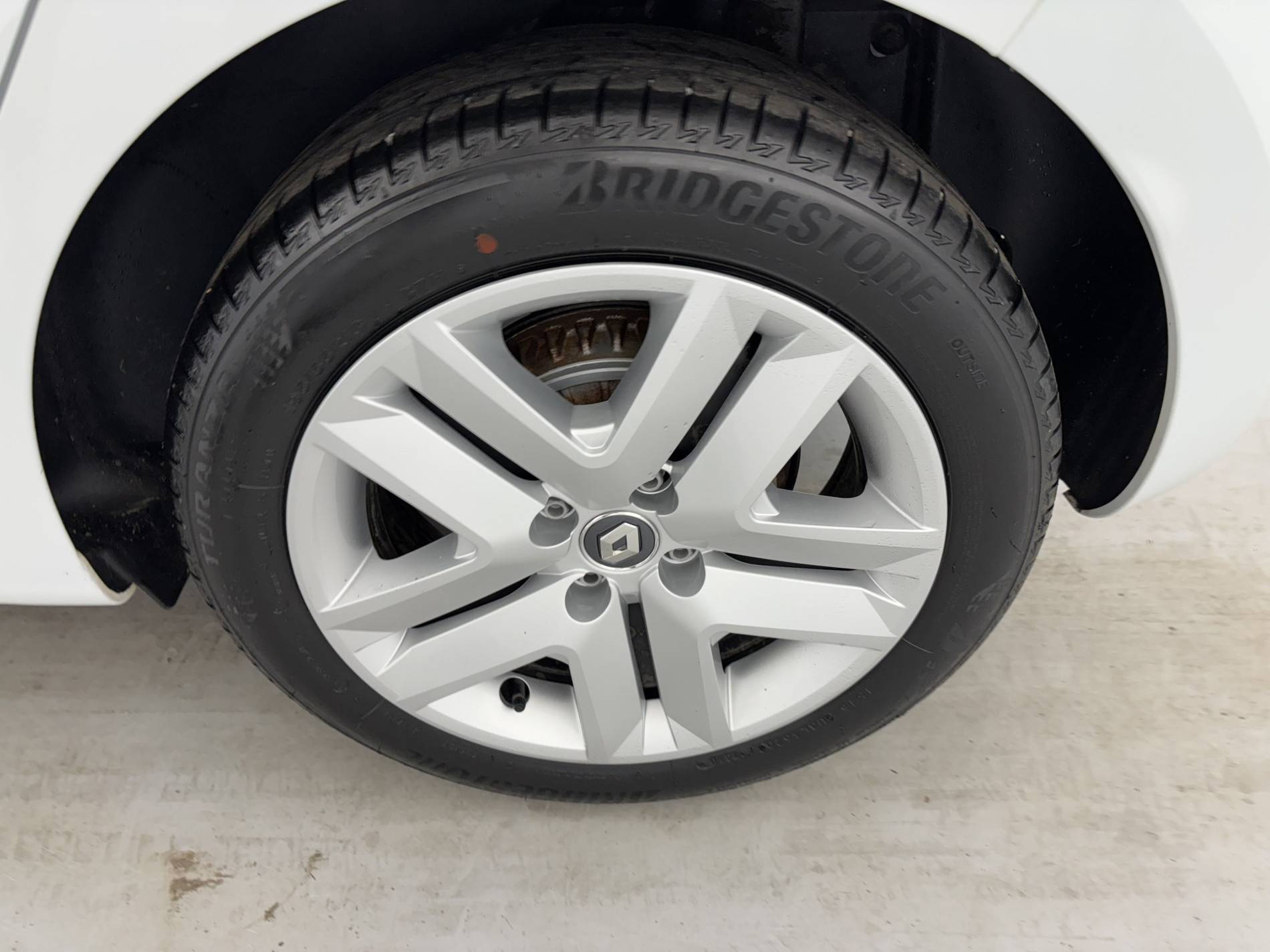 Vente en ligne Renault Clio 5 Clio Blue dCi 85 au prix de 13 890 €