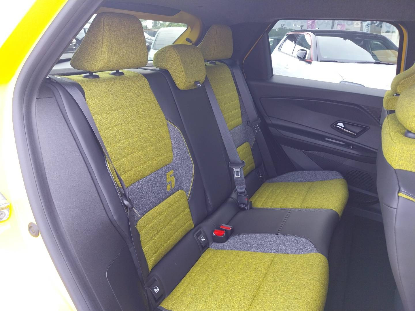 Vente en ligne Renault R5 E-Tech  150 ch autonomie confort au prix de 1 250 €