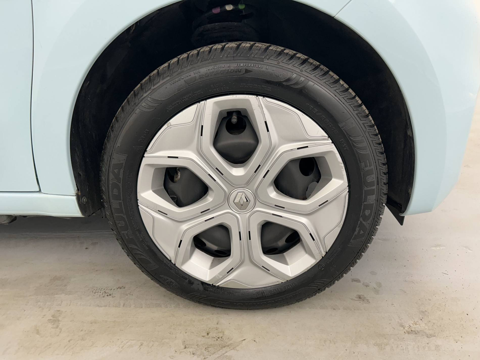 Vente en ligne Renault Twingo Electrique Twingo III E-Tech au prix de 11 990 €